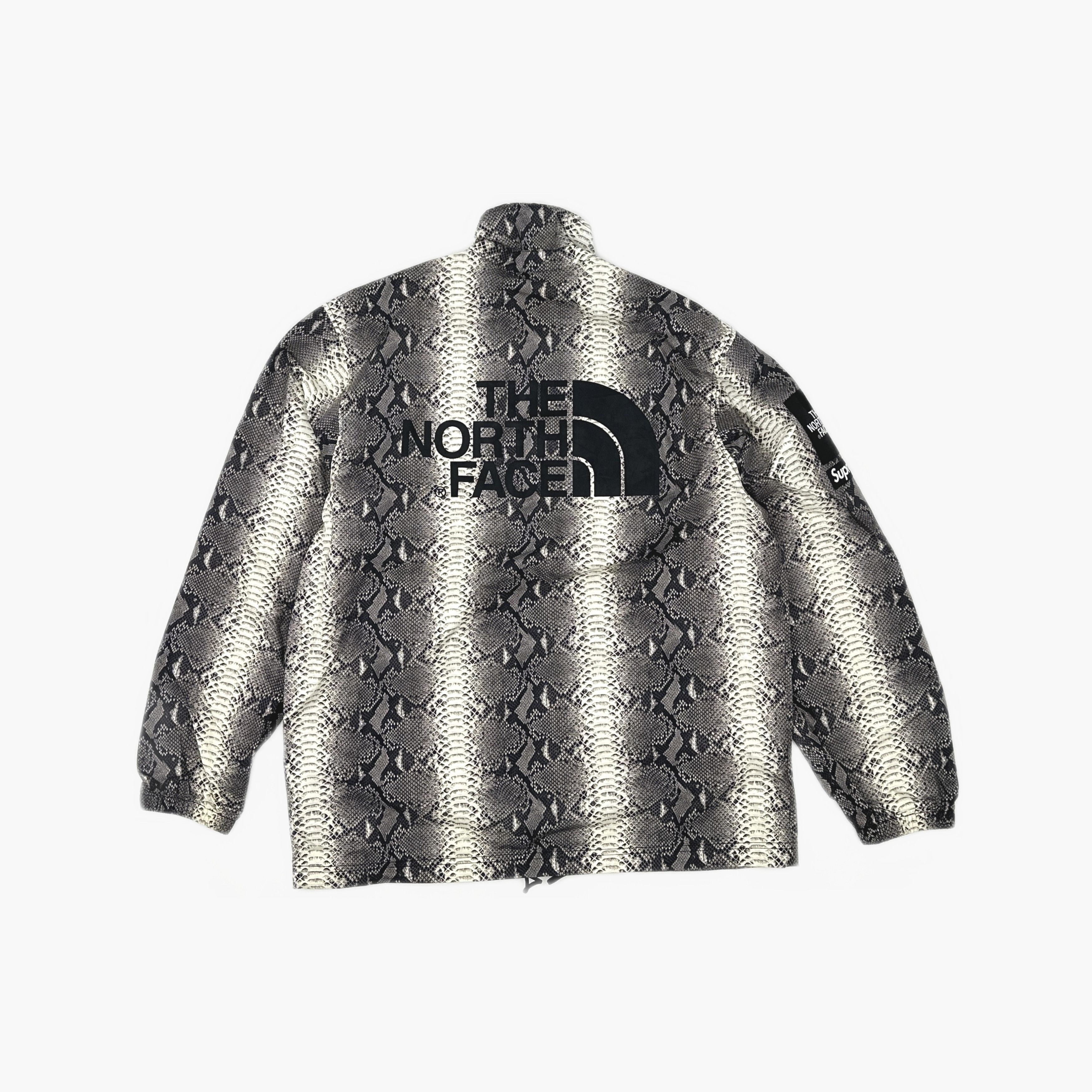 Supreme Supreme x The North Face Snakeskin Coaches Jacket Size L Size US L / EU 52-54 / 3 - 2 Thumbnail