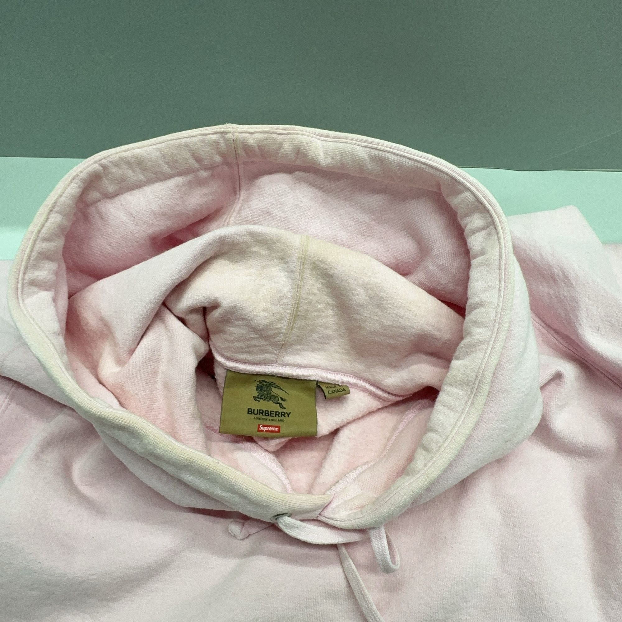 Supreme Supreme x Burberry Box Logo Hoodie Size M Size US M / EU 48-50 / 2 - 6 Thumbnail