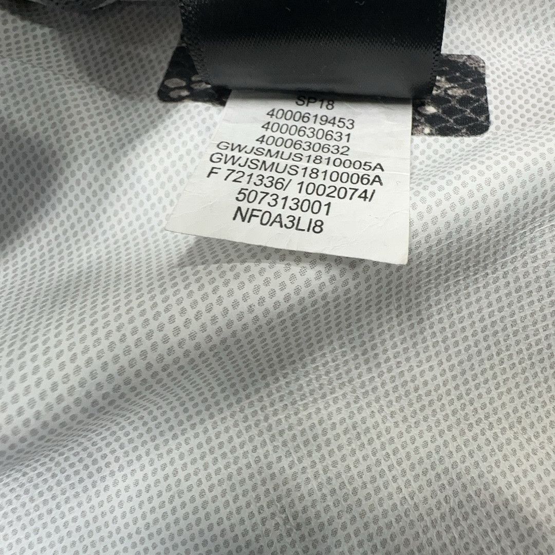 Supreme Supreme x The North Face Snakeskin Coach Jacket L Size US L / EU 52-54 / 3 - 5 Thumbnail