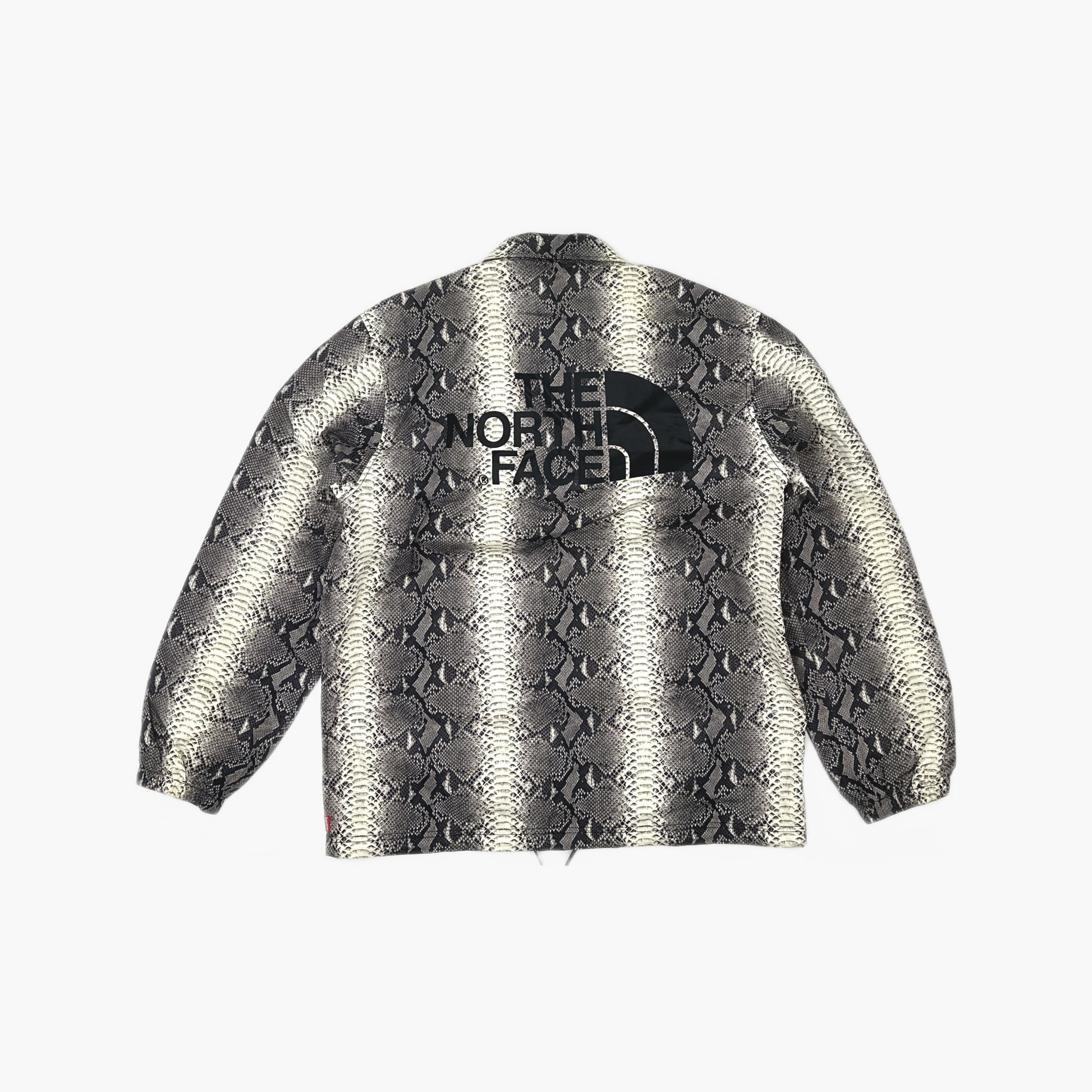 Supreme Supreme x The North Face Snakeskin Coach Jacket L Size US L / EU 52-54 / 3 - 2 Thumbnail