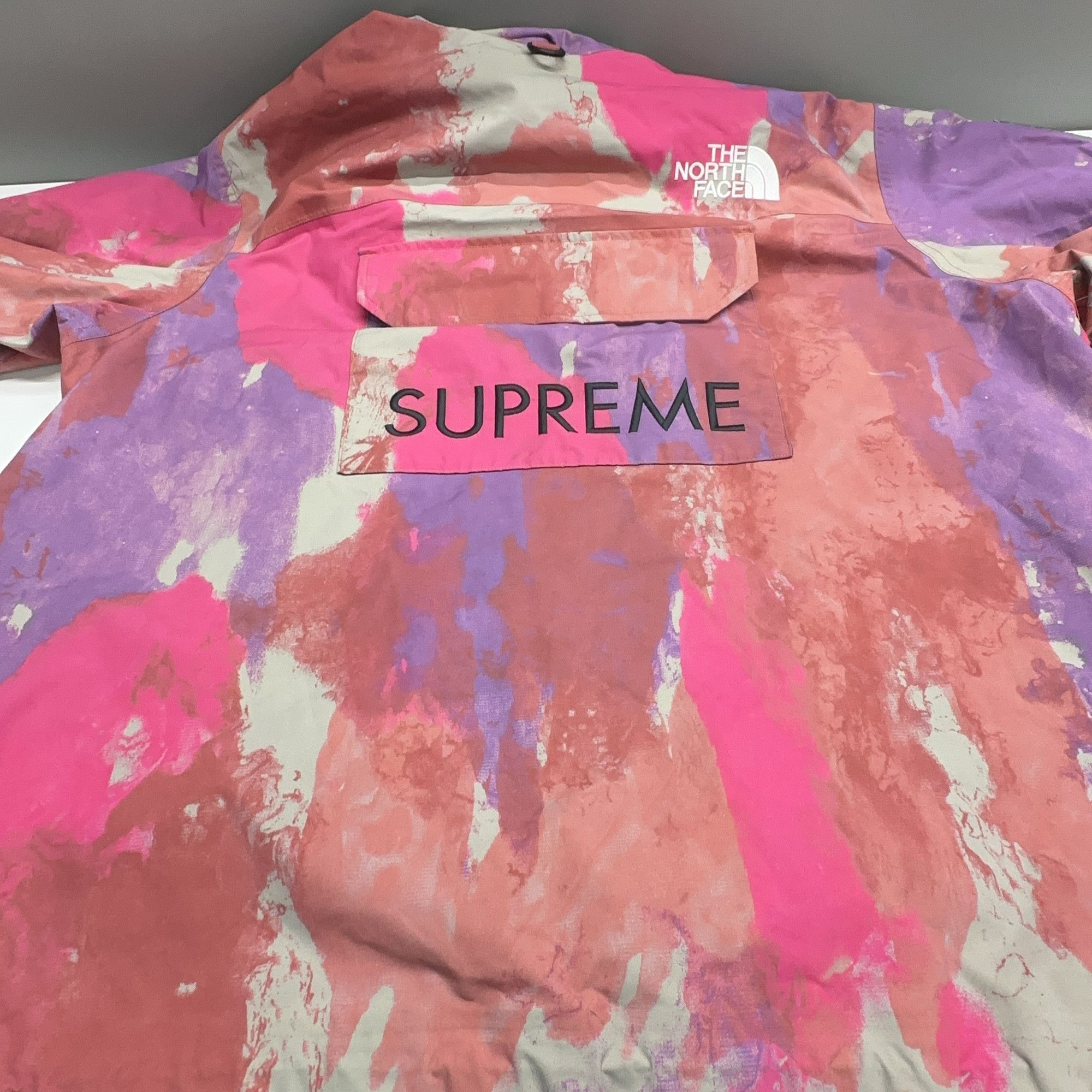 Supreme Supreme x The North Face Tie-Dye Jacket Size L Size US L / EU 52-54 / 3 - 6 Thumbnail