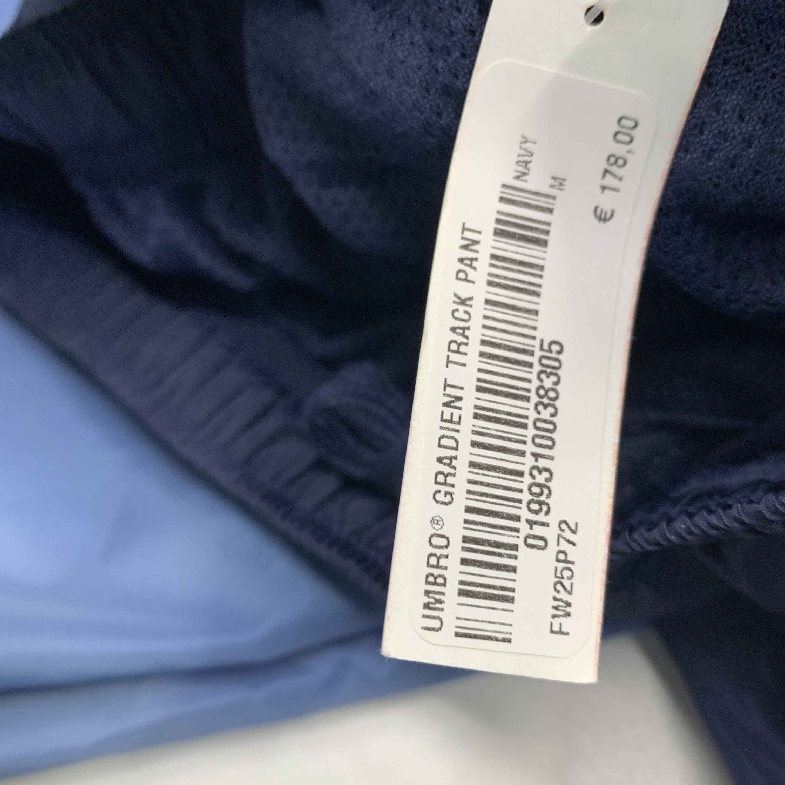 Supreme × Umbro Supreme x Umbro Gradient Track Pants Size M Size US 32 / EU 48 - 3 Thumbnail