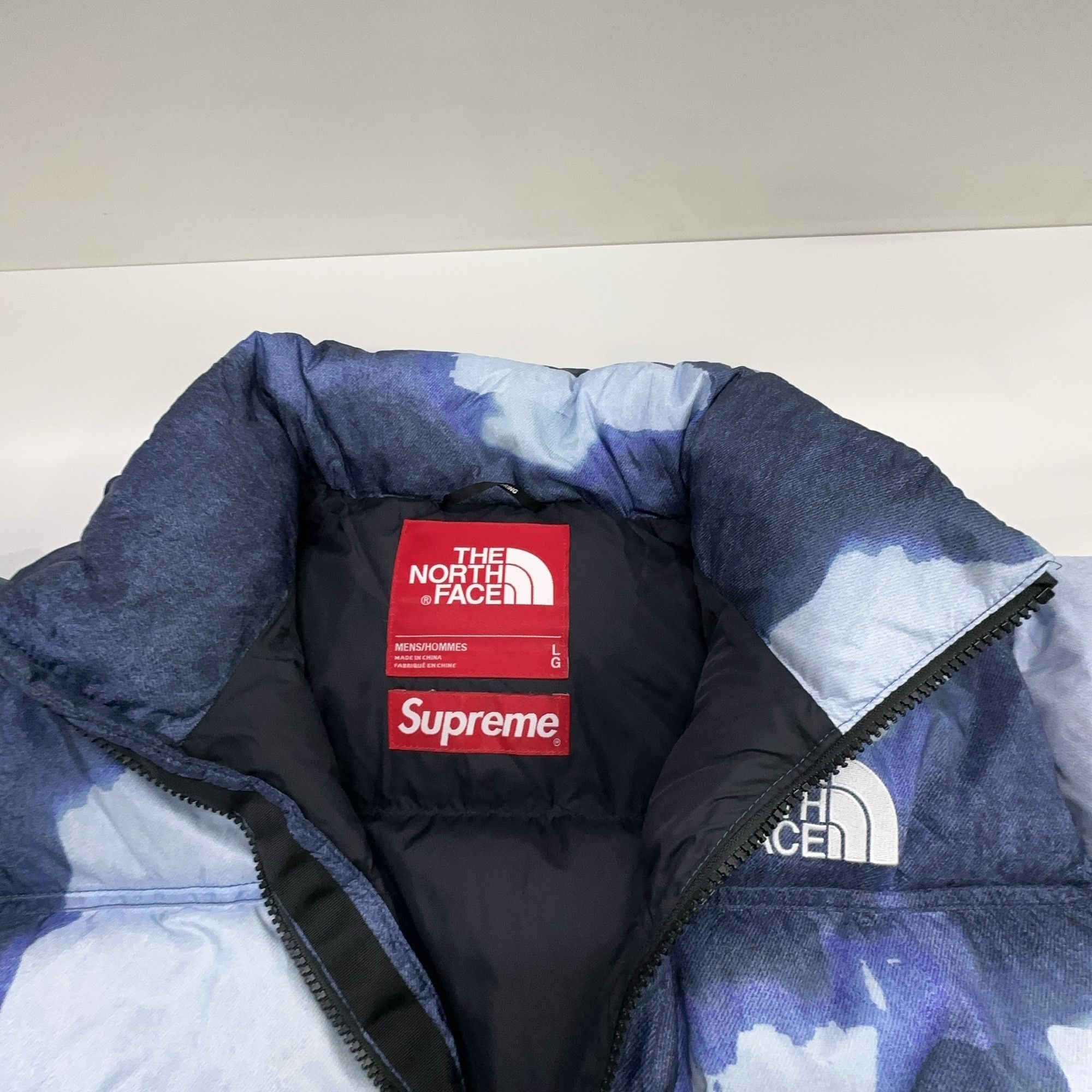 Supreme Supreme x The North Face Bleached Denim Nuptse Jacket L Size US L / EU 52-54 / 3 - 5 Thumbnail