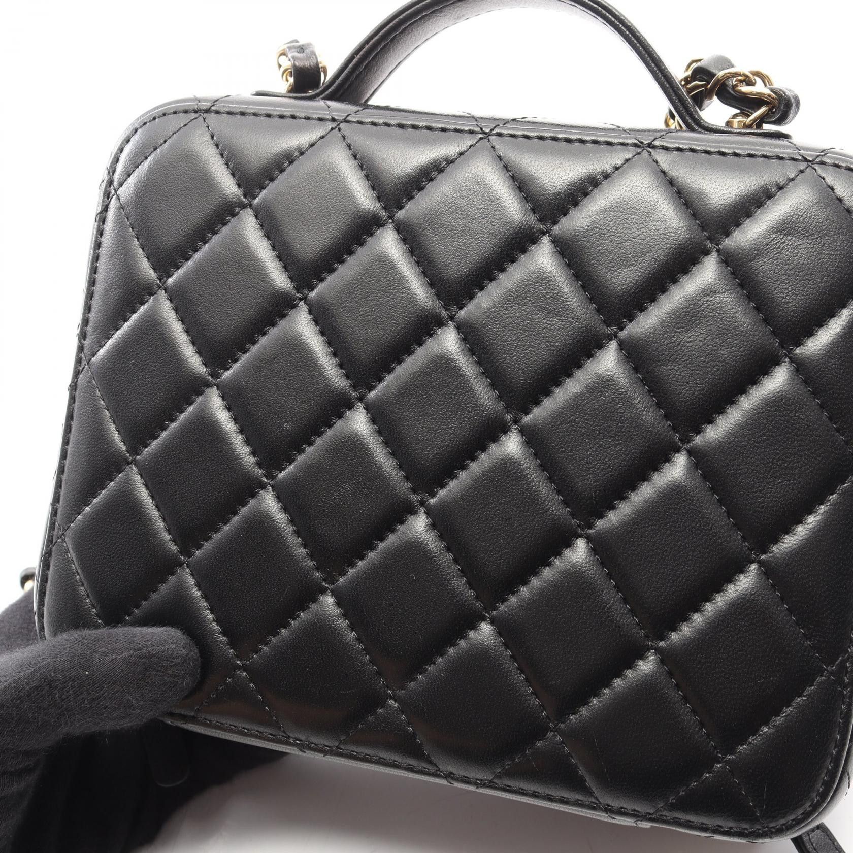 Chanel Chanel Chanel Matelasse Lambskin 2way Shoulder Bag Leather Vanity Bag DUTY FREE for USA Size ONE SIZE - 7 Thumbnail