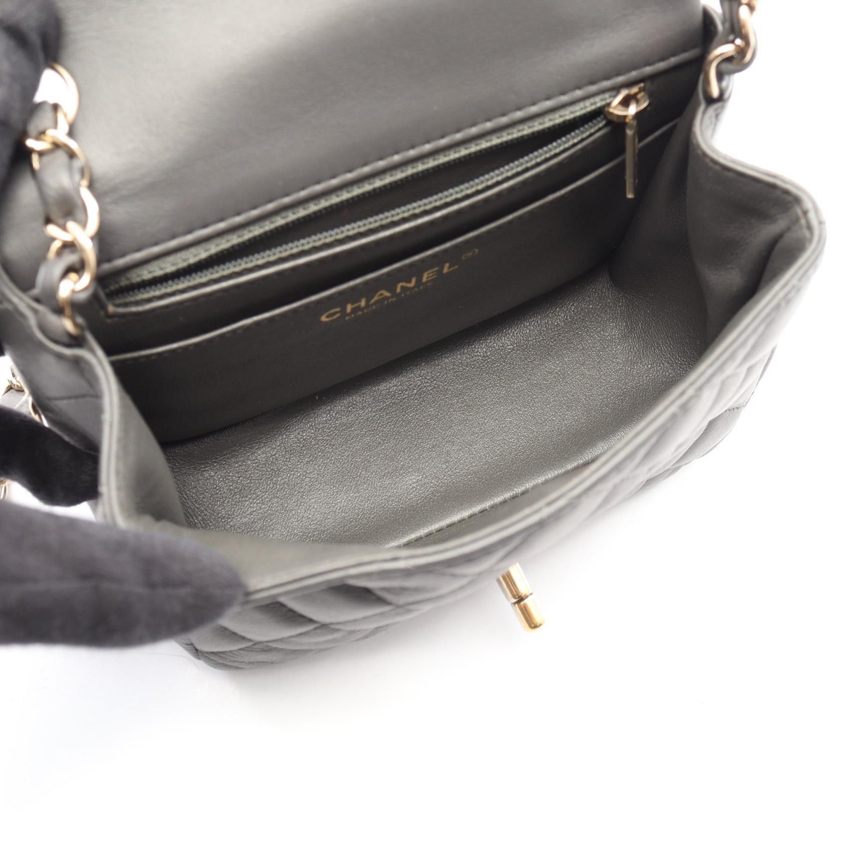 Chanel Chanel CHANEL Mini Matelasse Lambskin Shoulder Bag Leather Shoulder Bag A35200 DUTY FREE for USA Size ONE SIZE - 3 Thumbnail