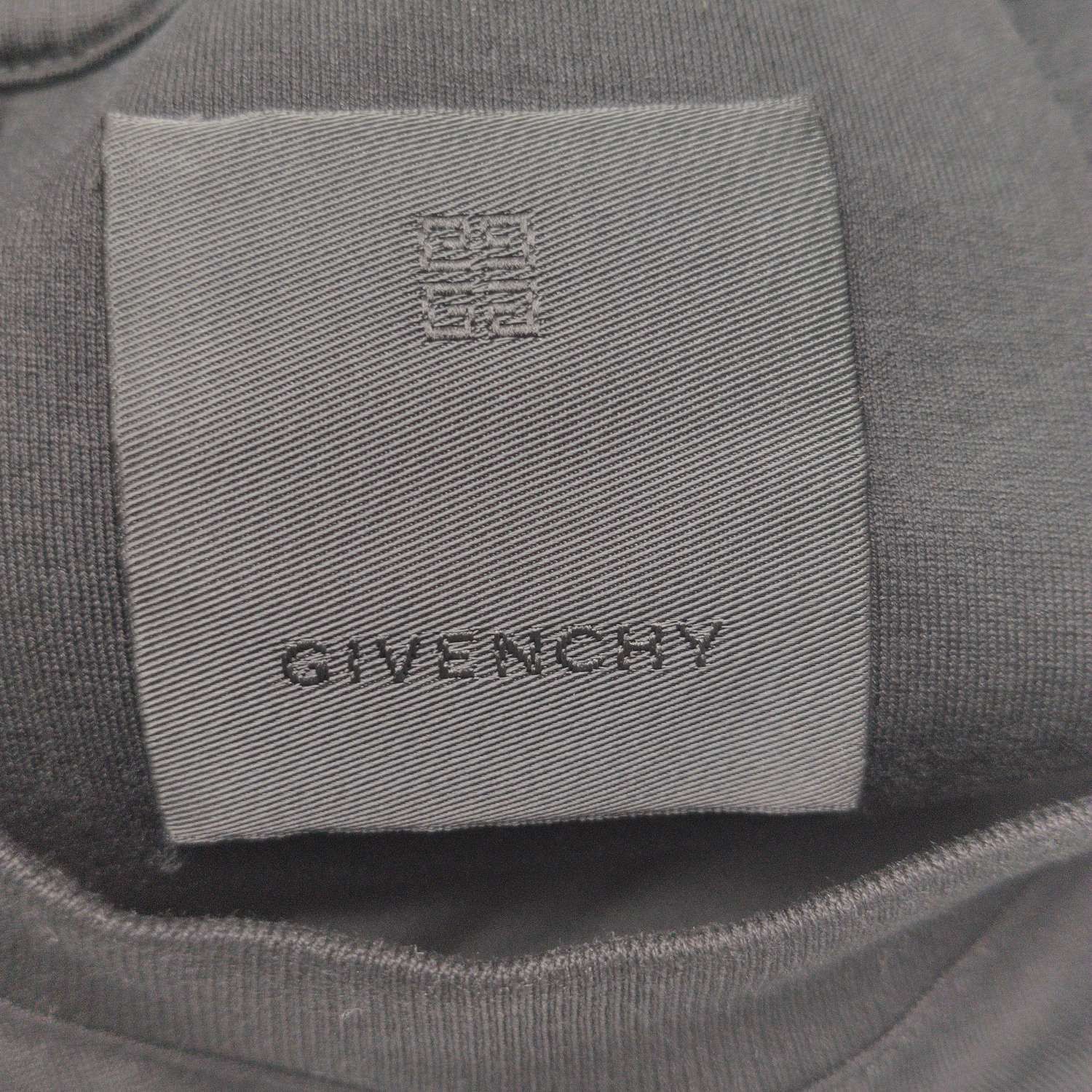 Givenchy Givenchy Men xs Short Sleeve Shirts Size US XS / EU 42 / 0 - 6 Thumbnail