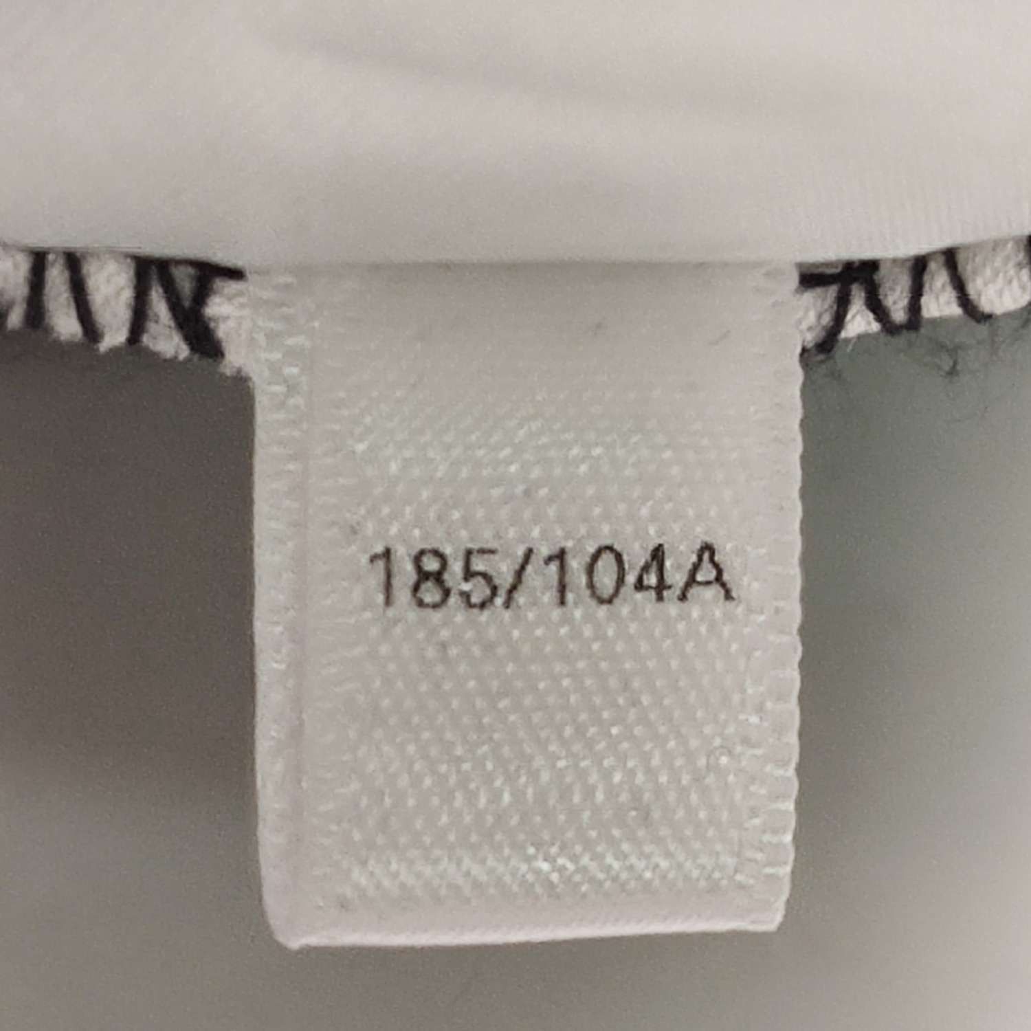 Givenchy Givenchy Men xl Short Sleeve Shirts Size US XL / EU 56 / 4 - 6 Thumbnail