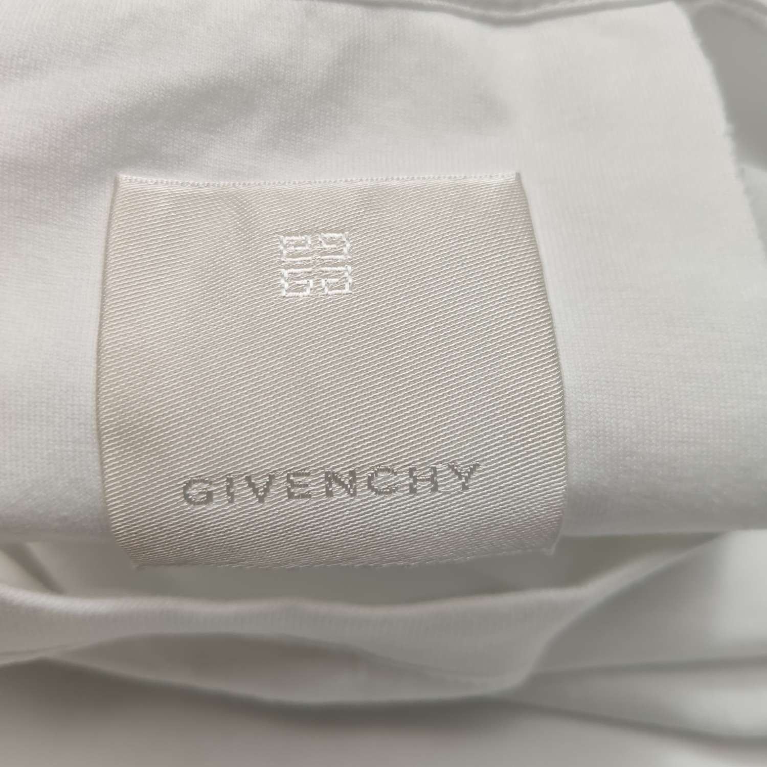 Givenchy Givenchy Men xxl Short Sleeve Shirts Size US XXL / EU 58 / 5 - 5 Thumbnail