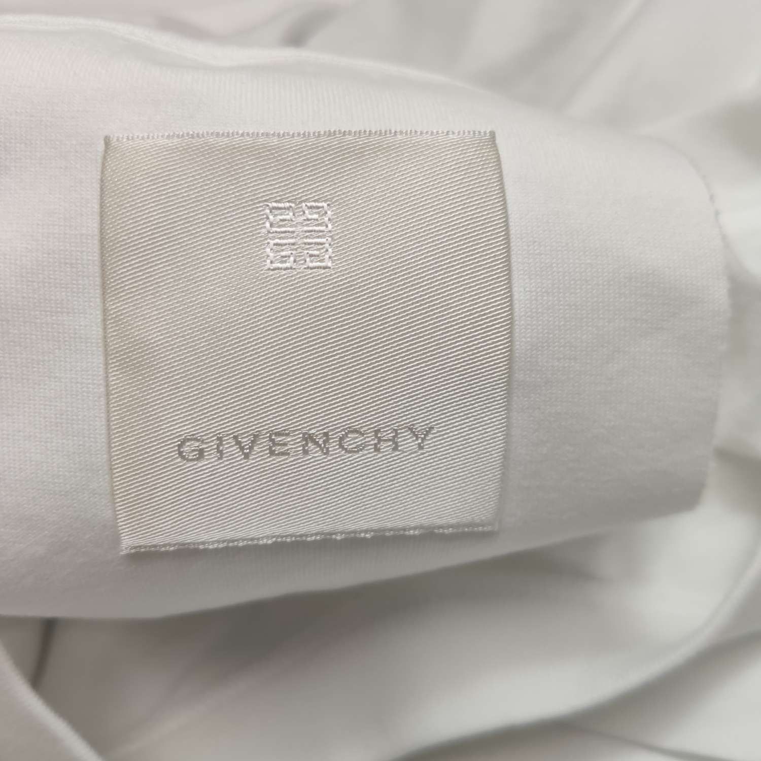 Givenchy Givenchy Men l Short Sleeve Shirts Size US L / EU 52-54 / 3 - 5 Thumbnail