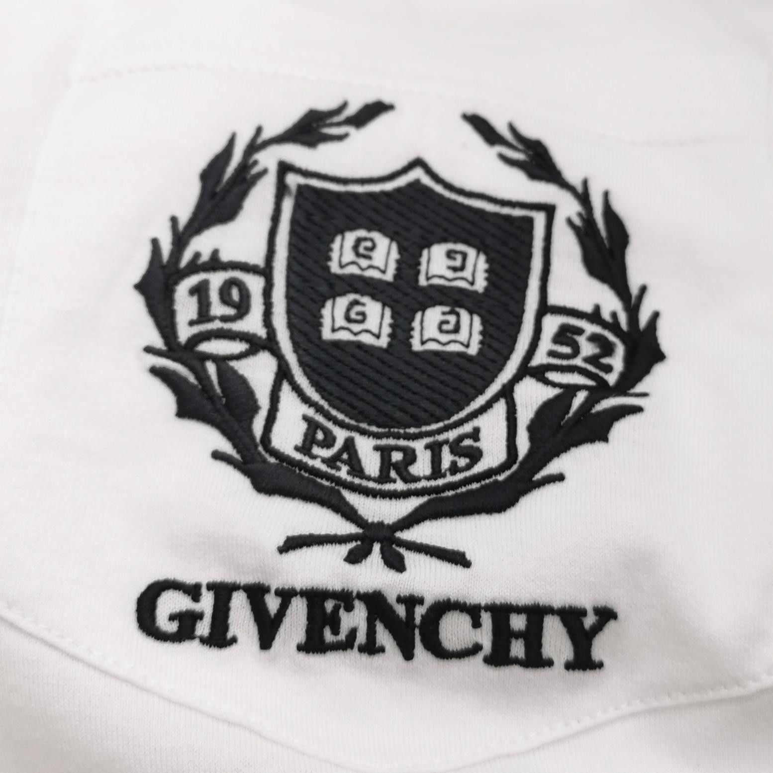 Givenchy Givenchy Men xl Short Sleeve Shirts Size US XL / EU 56 / 4 - 3 Thumbnail
