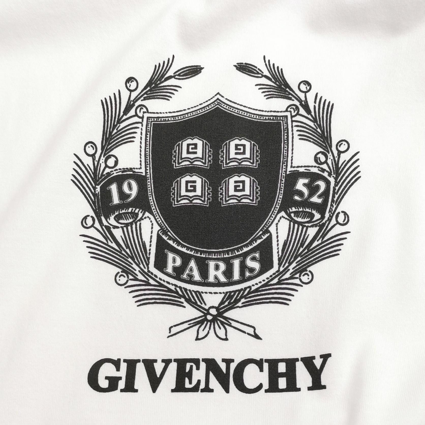 Givenchy Givenchy Men xxl Short Sleeve Shirts Size US XXL / EU 58 / 5 - 3 Thumbnail