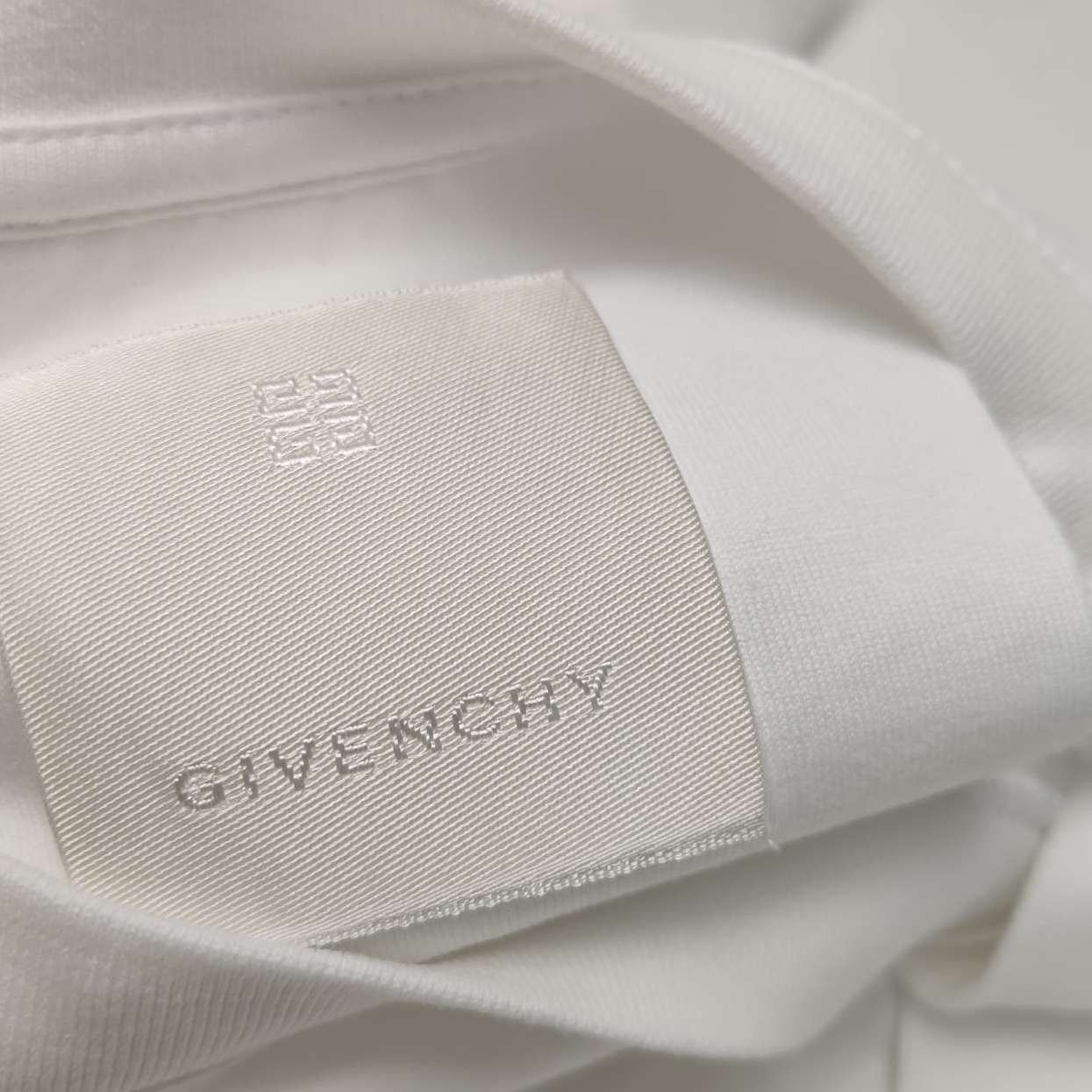 Givenchy Givenchy Men m Short Sleeve Shirts Size US M / EU 48-50 / 2 - 5 Thumbnail