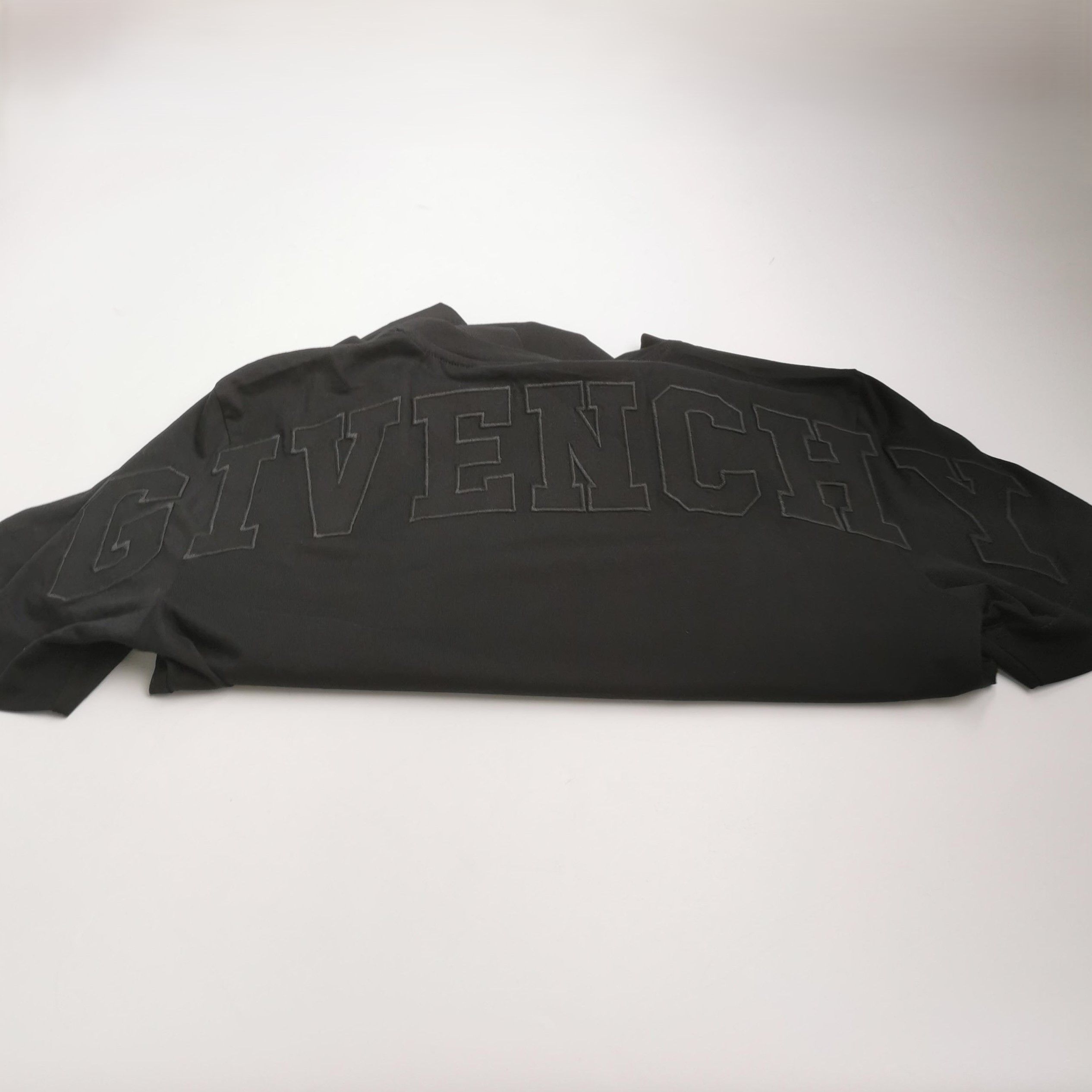 Givenchy Givenchy Men xs Short Sleeve Shirts Size US XS / EU 42 / 0 - 3 Thumbnail
