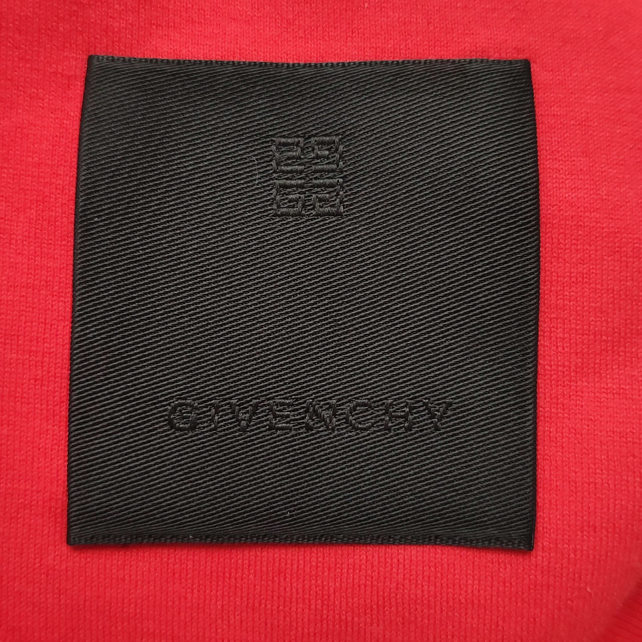 Givenchy Givenchy Men s Short Sleeve Shirts Size US S / EU 44-46 / 1 - 5 Thumbnail