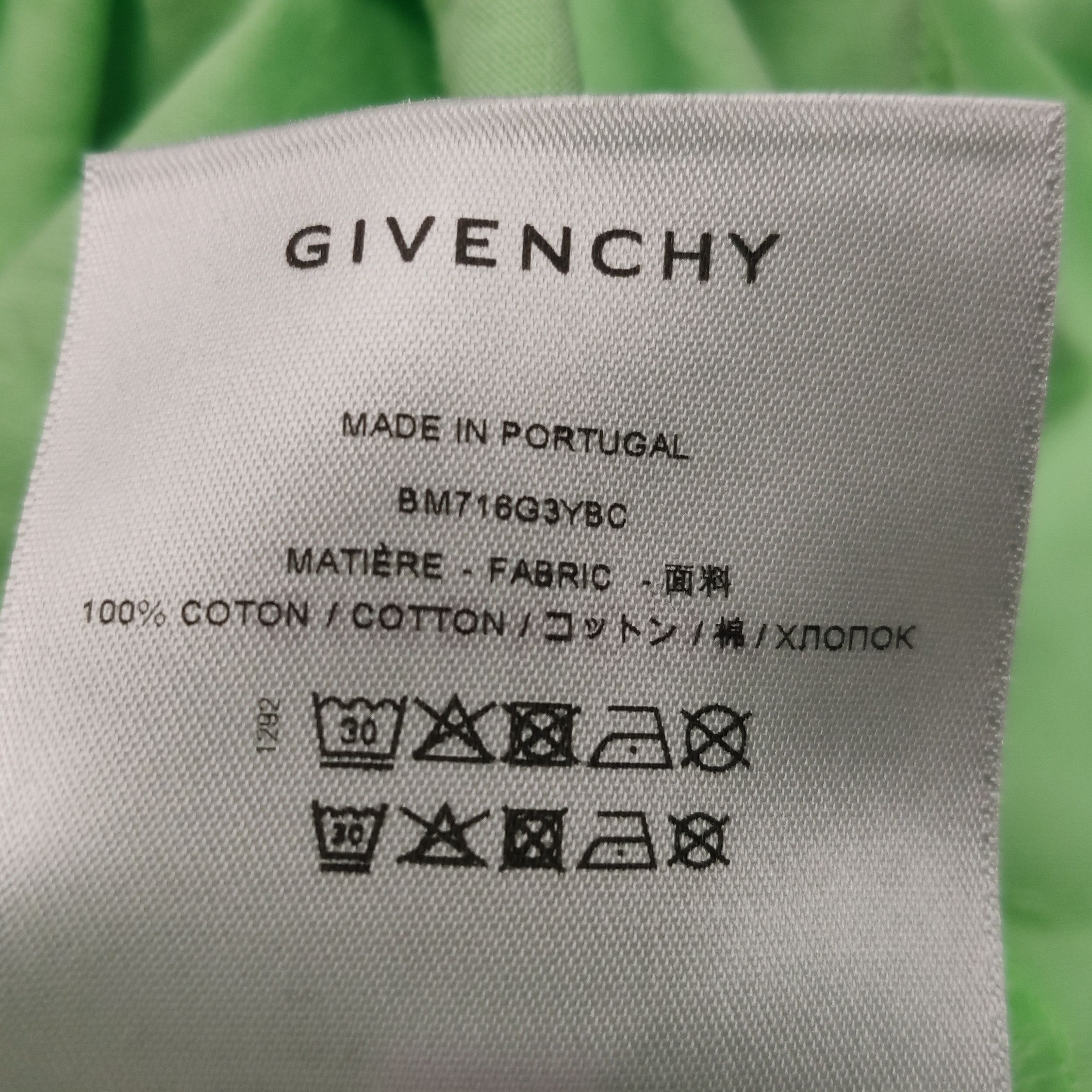 Givenchy Givenchy Men xxs Short Sleeve Shirts Size US XXS / EU 40 - 8 Thumbnail