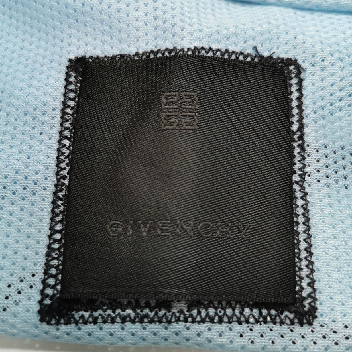 Givenchy Givenchy Men m Sleeveless Size US M / EU 48-50 / 2 - 5 Thumbnail