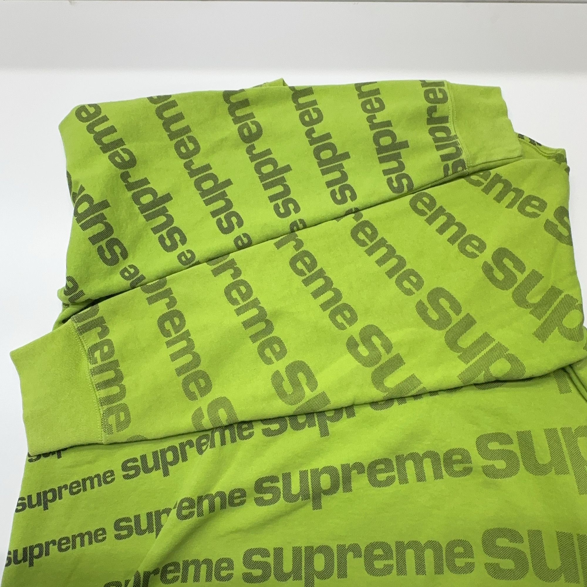 Supreme Supreme Radial Logo Crewneck Size M Size US M / EU 48-50 / 2 - 7 Thumbnail