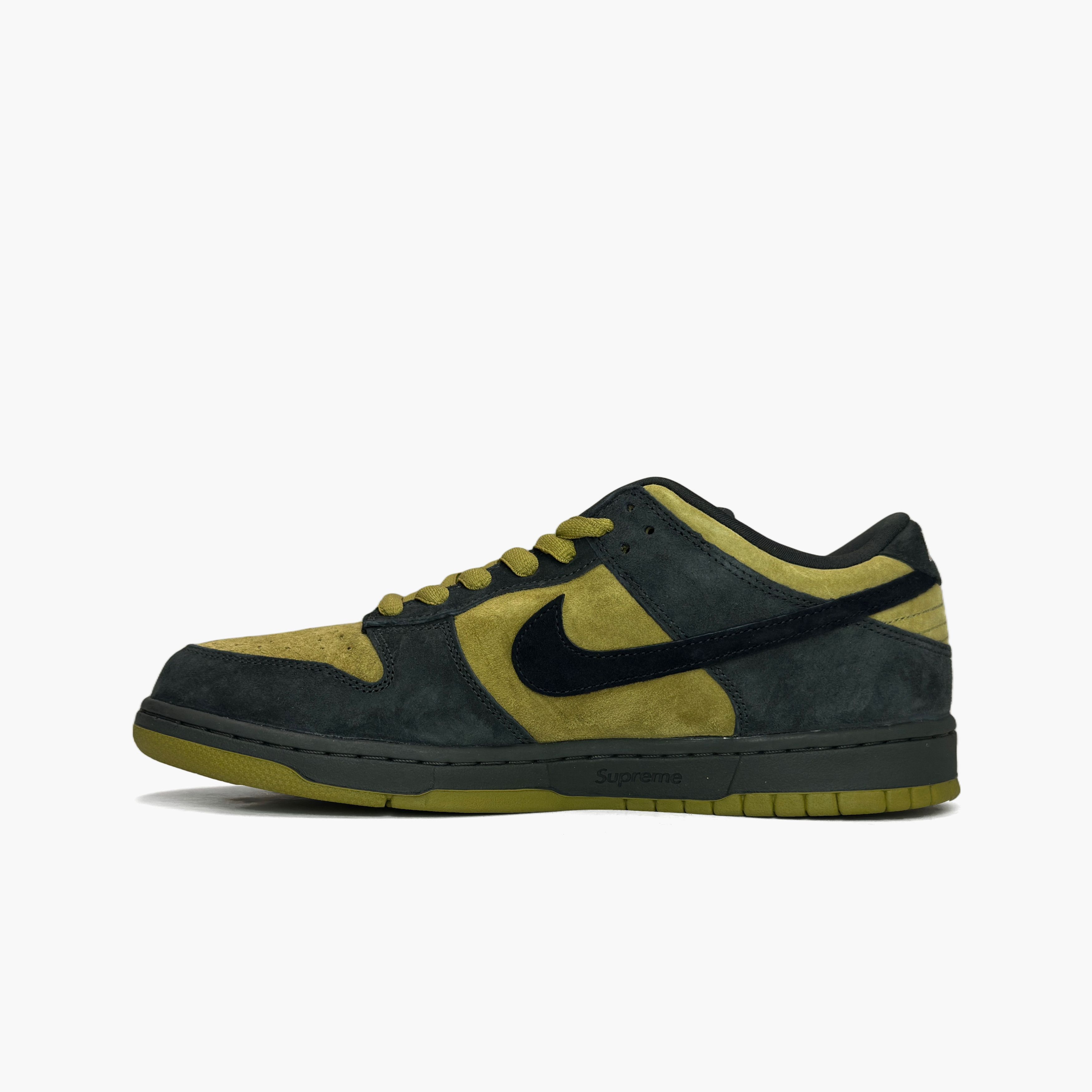 Nike Nike x Supreme SB Dunk Low Rammellzee Size 11 Size US 12 / EU 45 - 3 Thumbnail