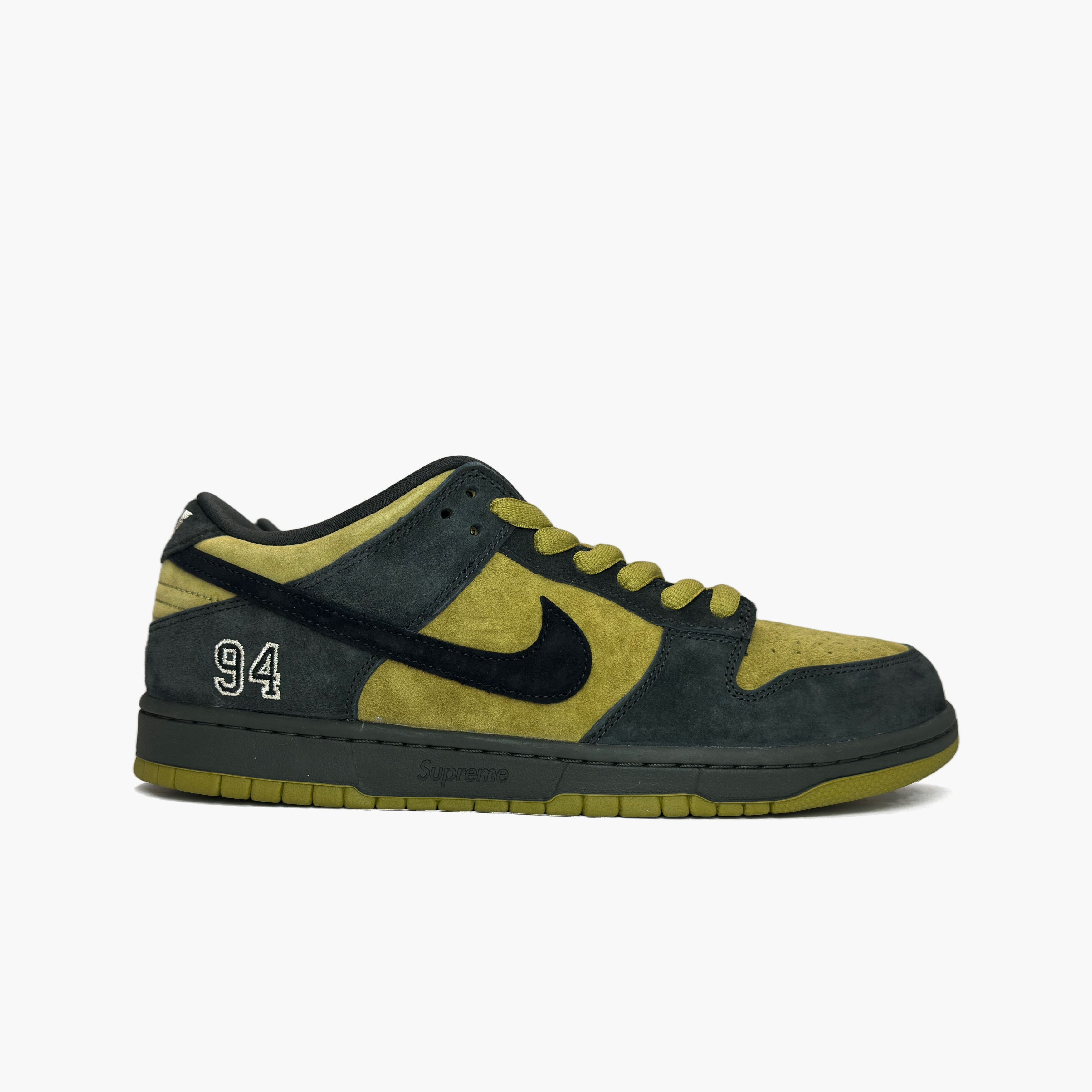 Nike Nike x Supreme SB Dunk Low Rammellzee Size 11 Size US 12 / EU 45 - 4 Thumbnail