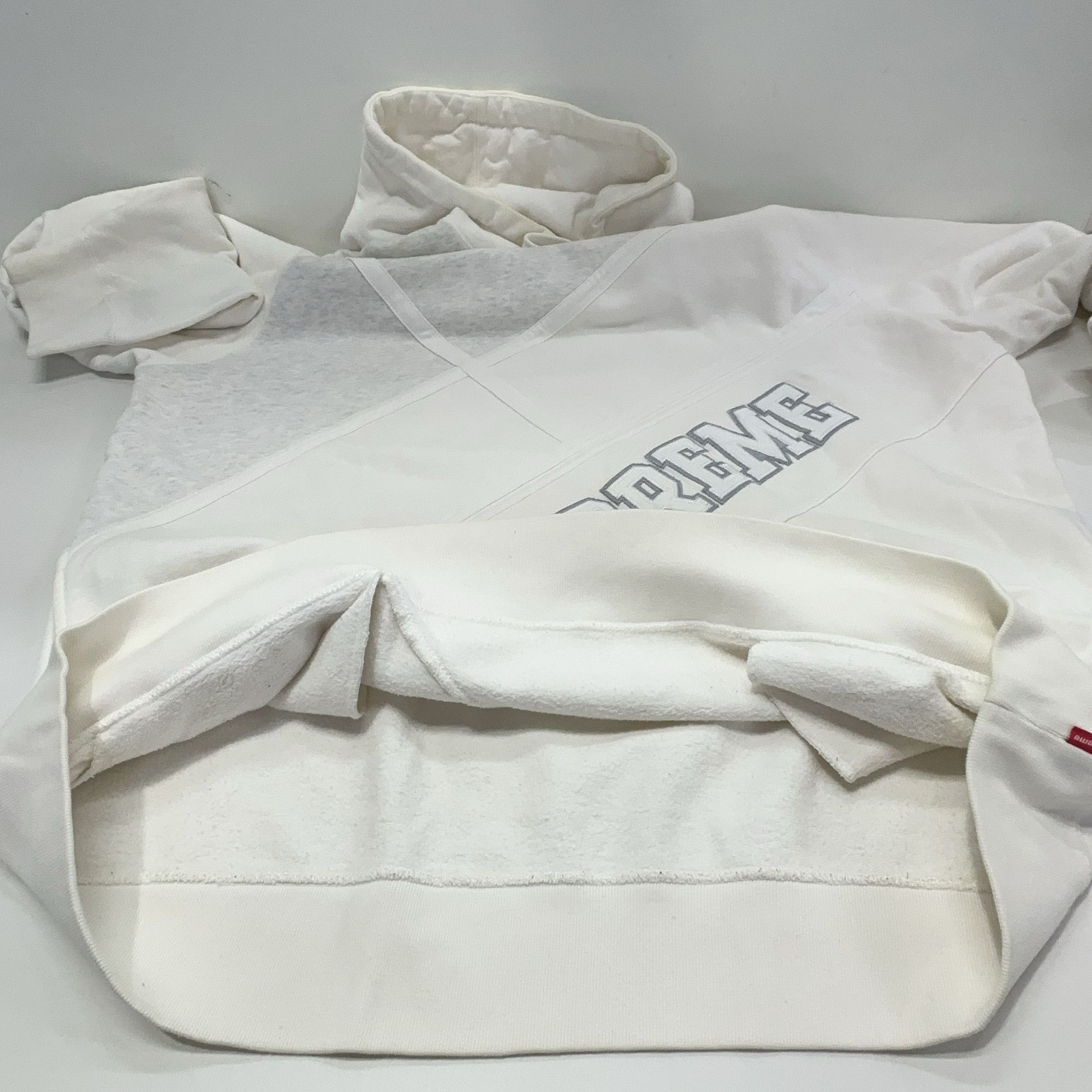 Supreme Supreme Diagonal Logo Hoodie Size XL Size US XL / EU 56 / 4 - 14 Thumbnail
