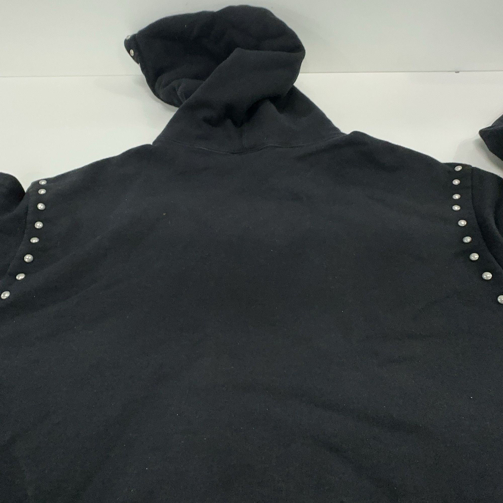 Supreme Supreme Studded Hooded Sweatshirt Size M Size US M / EU 48-50 / 2 - 11 Thumbnail