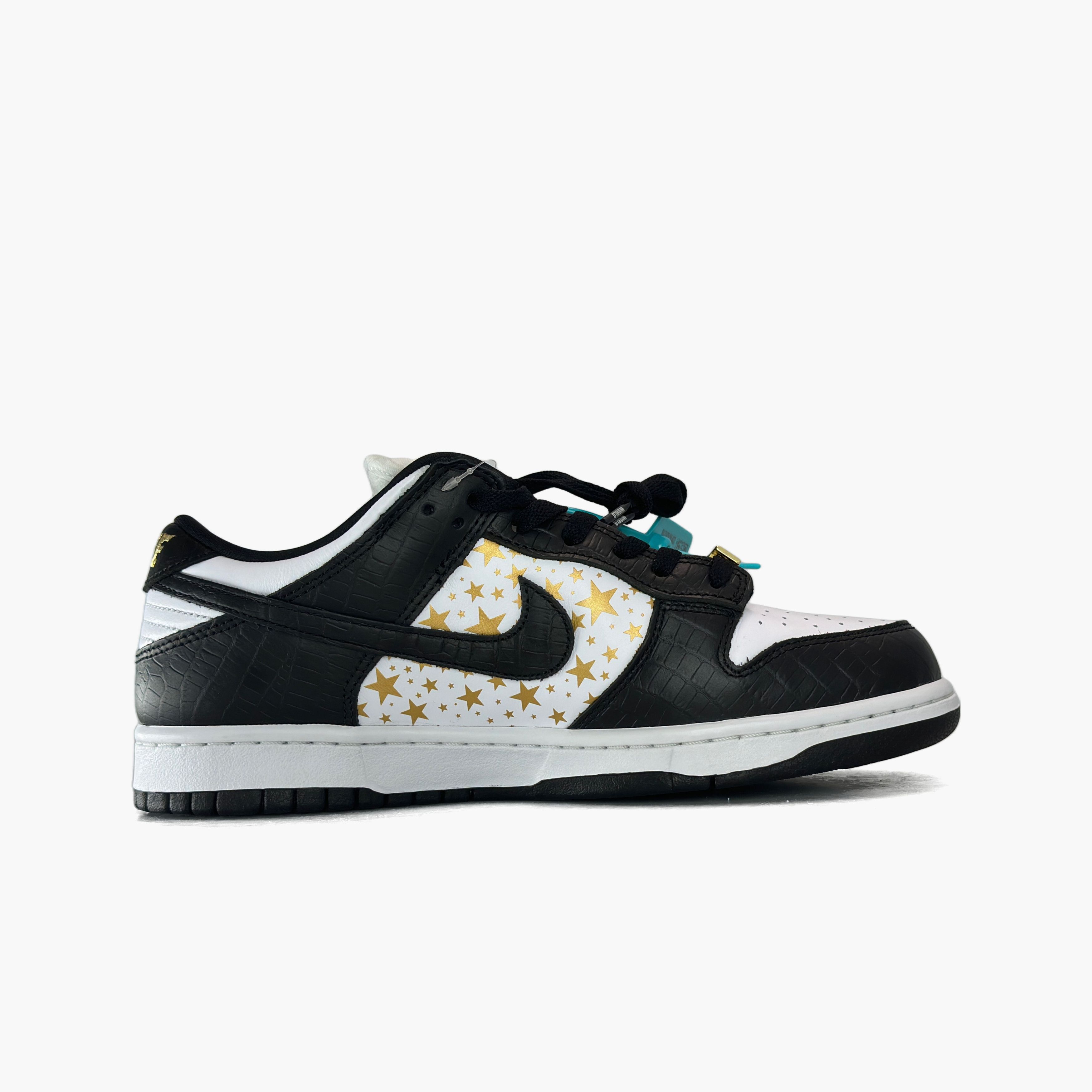Nike Nike x Supreme Dunk Low Black Stars Size 9 Size US 9 / EU 42 - 2 Thumbnail