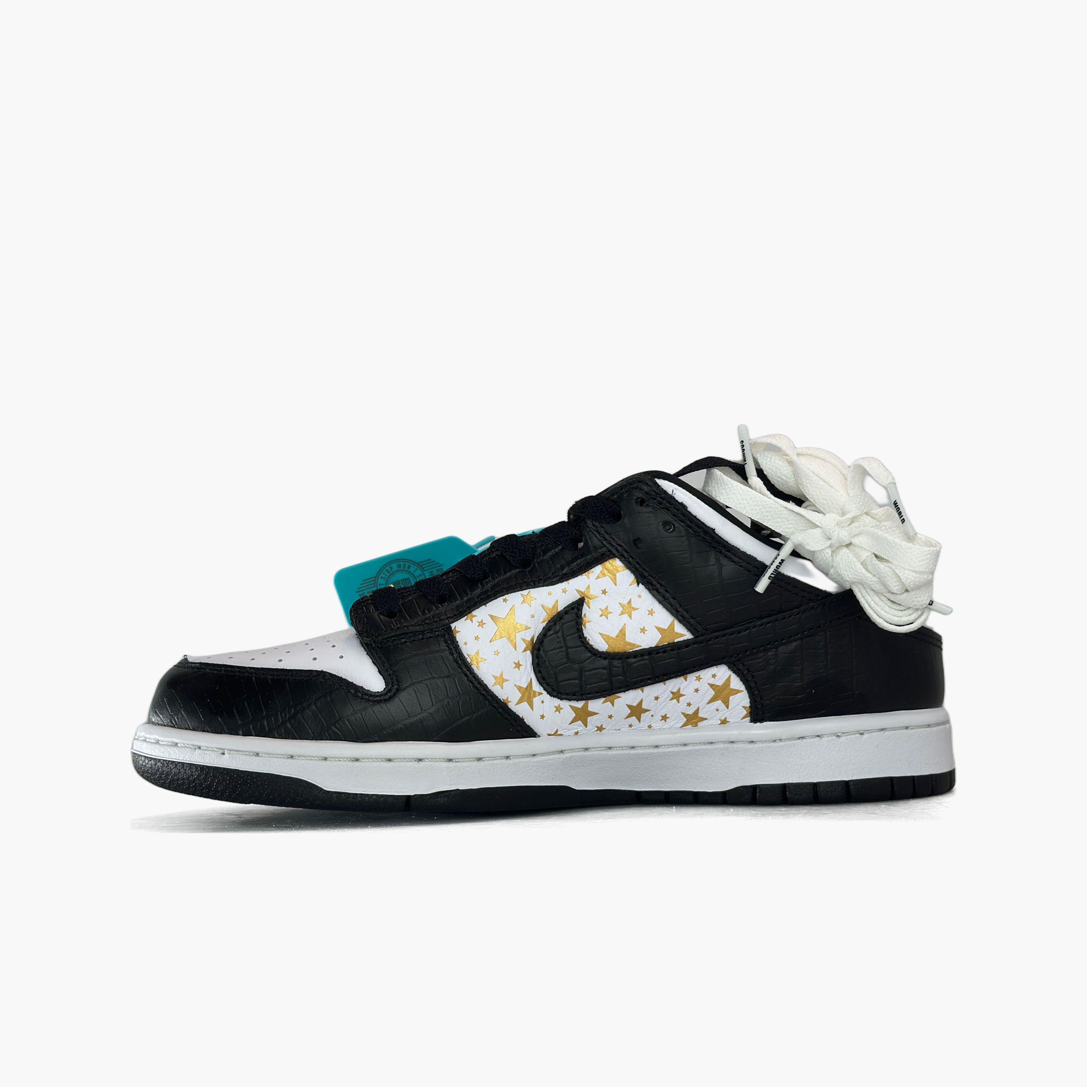 Nike Nike x Supreme Dunk Low Black Stars Size 9 Size US 9 / EU 42 - 3 Thumbnail
