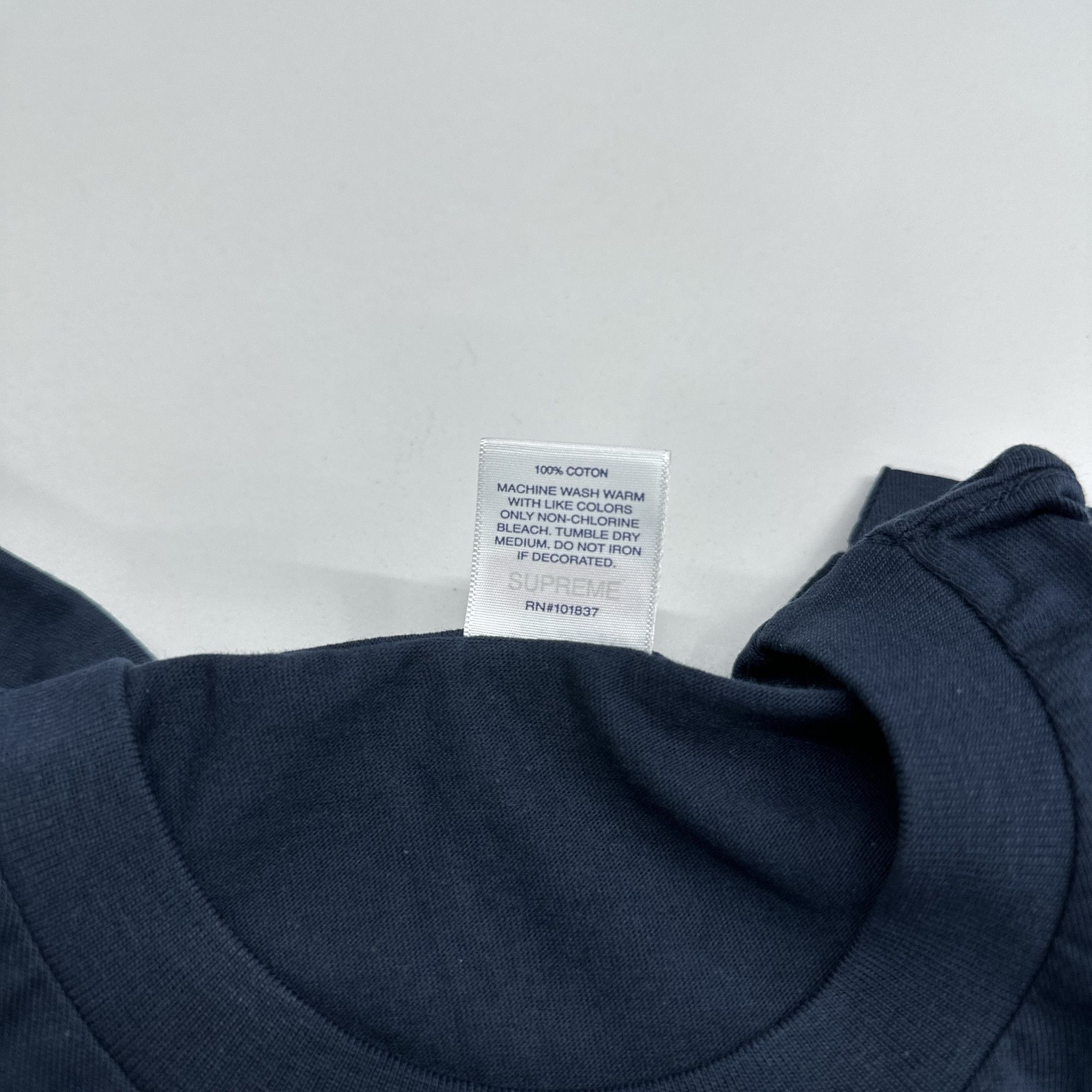 Supreme Supreme Bandana Box Logo T-Shirt Navy Size M Size US M / EU 48-50 / 2 - 5 Thumbnail
