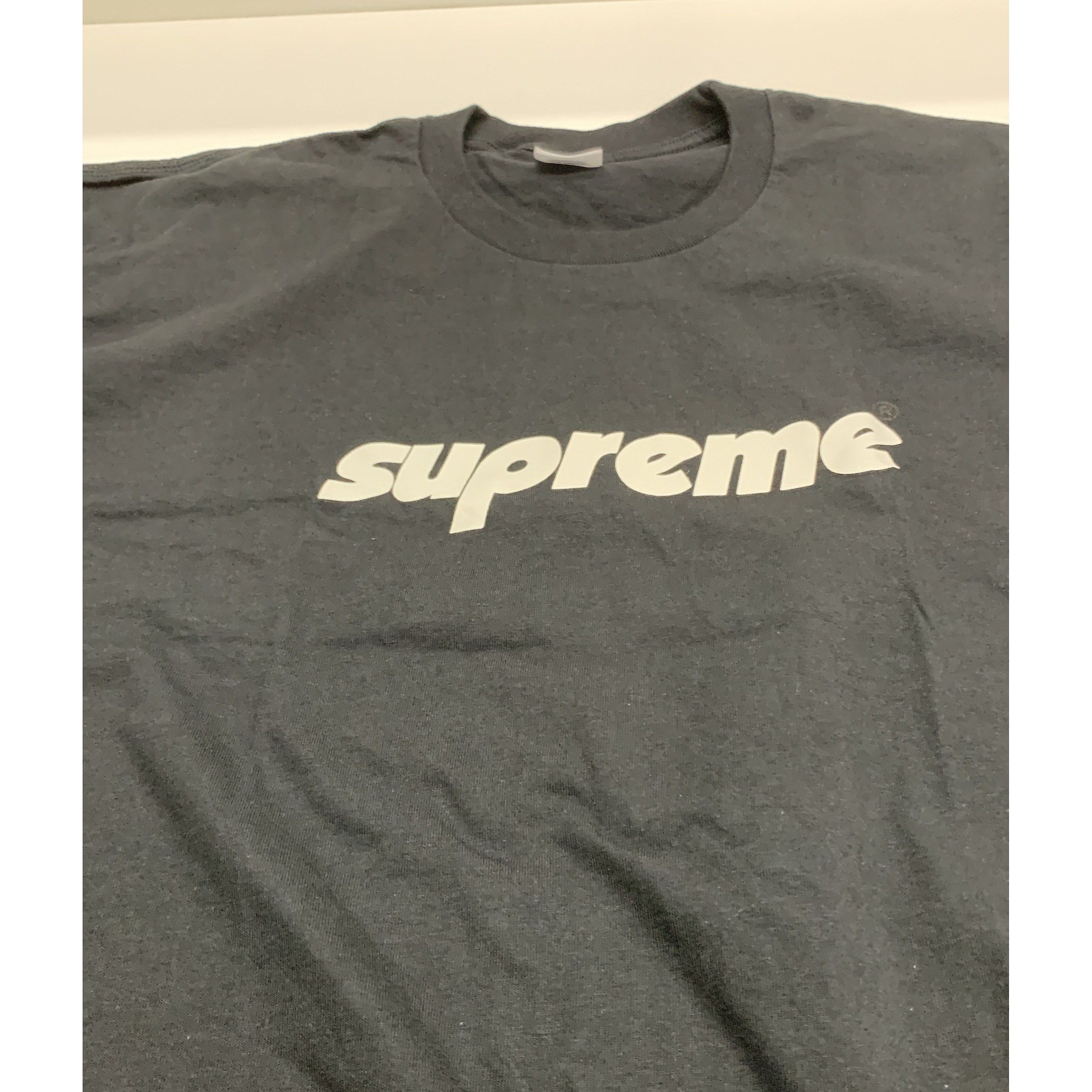 Supreme Supreme Pinline Logo T-Shirt Size XL Size US XL / EU 56 / 4 - 3 Thumbnail