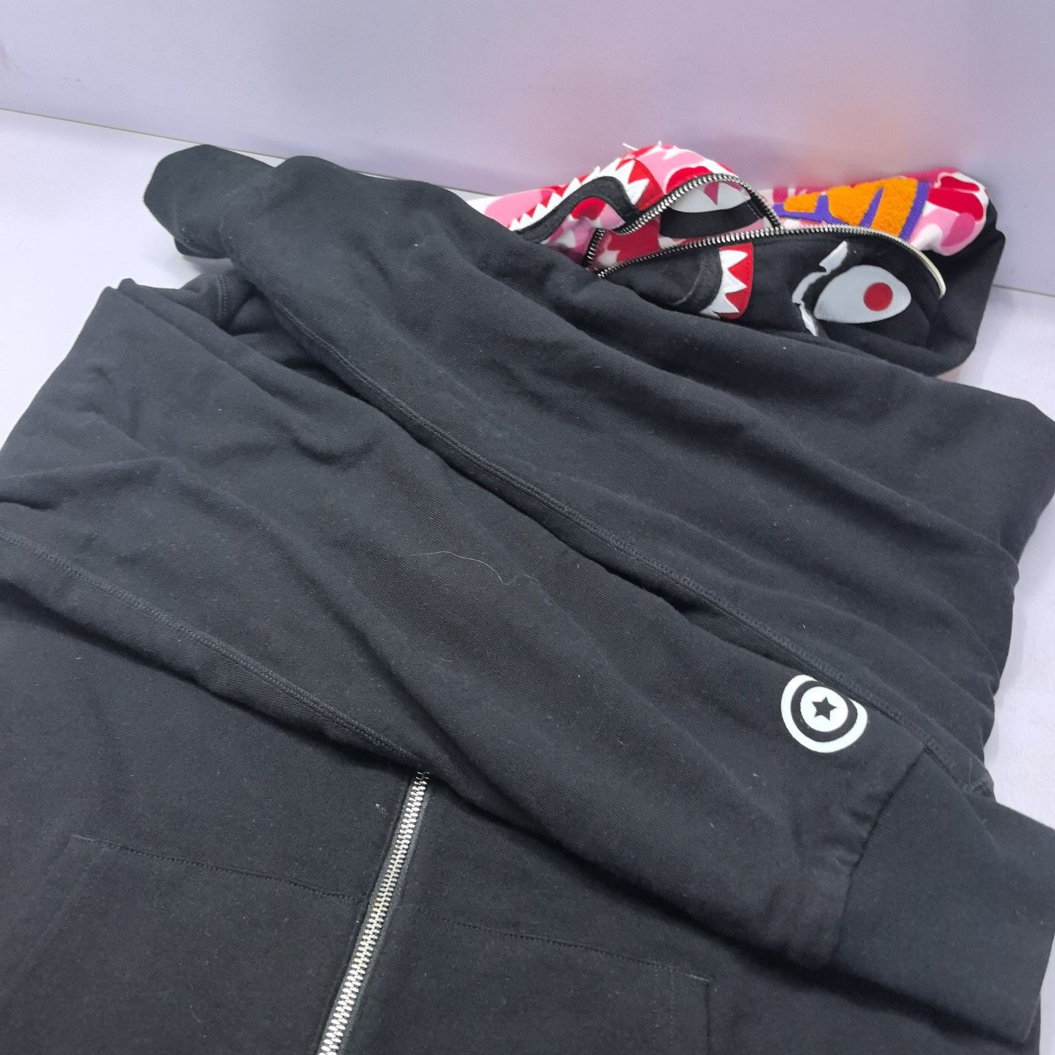 Bape A BATHING APE Reversible Shark Hoodie Size L Size US L / EU 52-54 / 3 - 12 Thumbnail