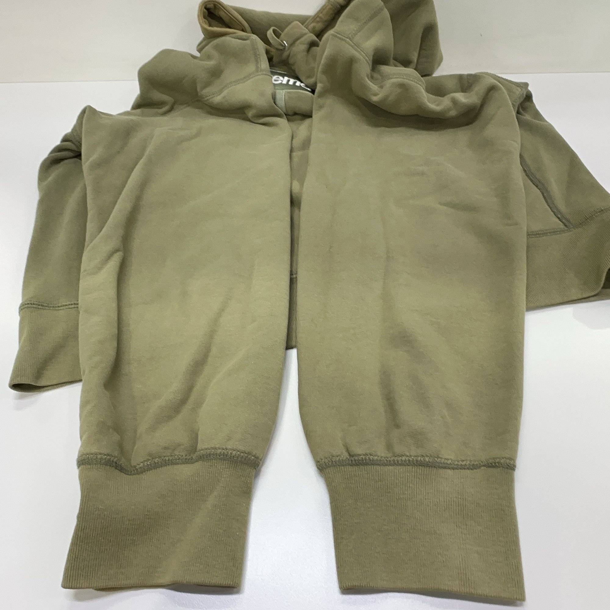 Supreme Supreme Cross Box Logo Hoodie L Size US L / EU 52-54 / 3 - 13 Thumbnail