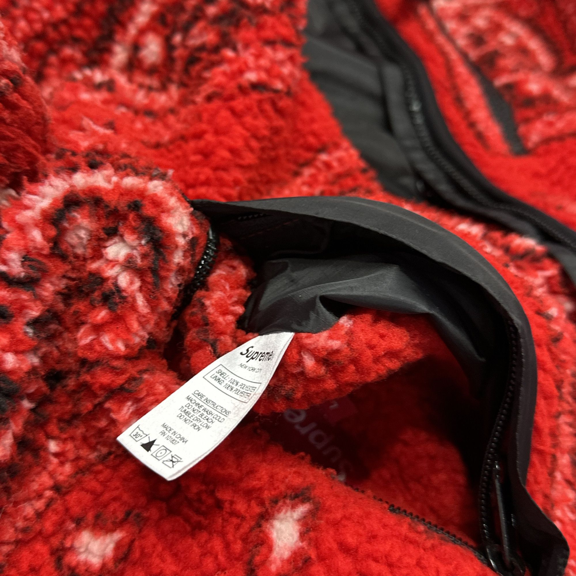 Supreme Supreme Bandana Reversible Fleece Jacket Size L Size US L / EU 52-54 / 3 - 5 Thumbnail