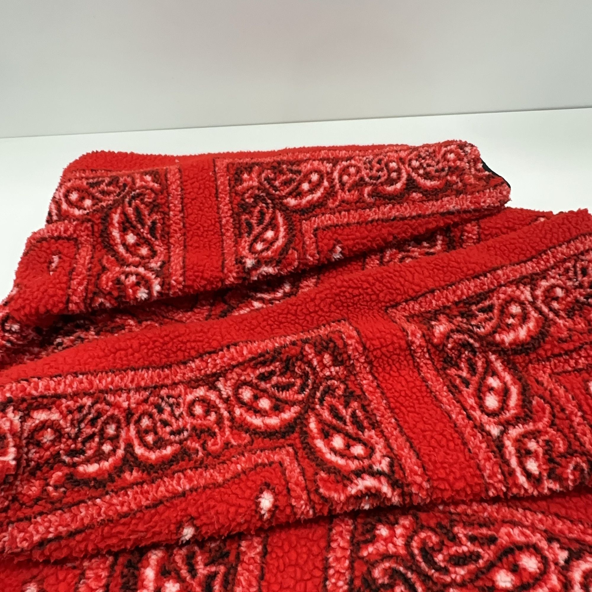 Supreme Supreme Bandana Reversible Fleece Jacket Size L Size US L / EU 52-54 / 3 - 11 Thumbnail