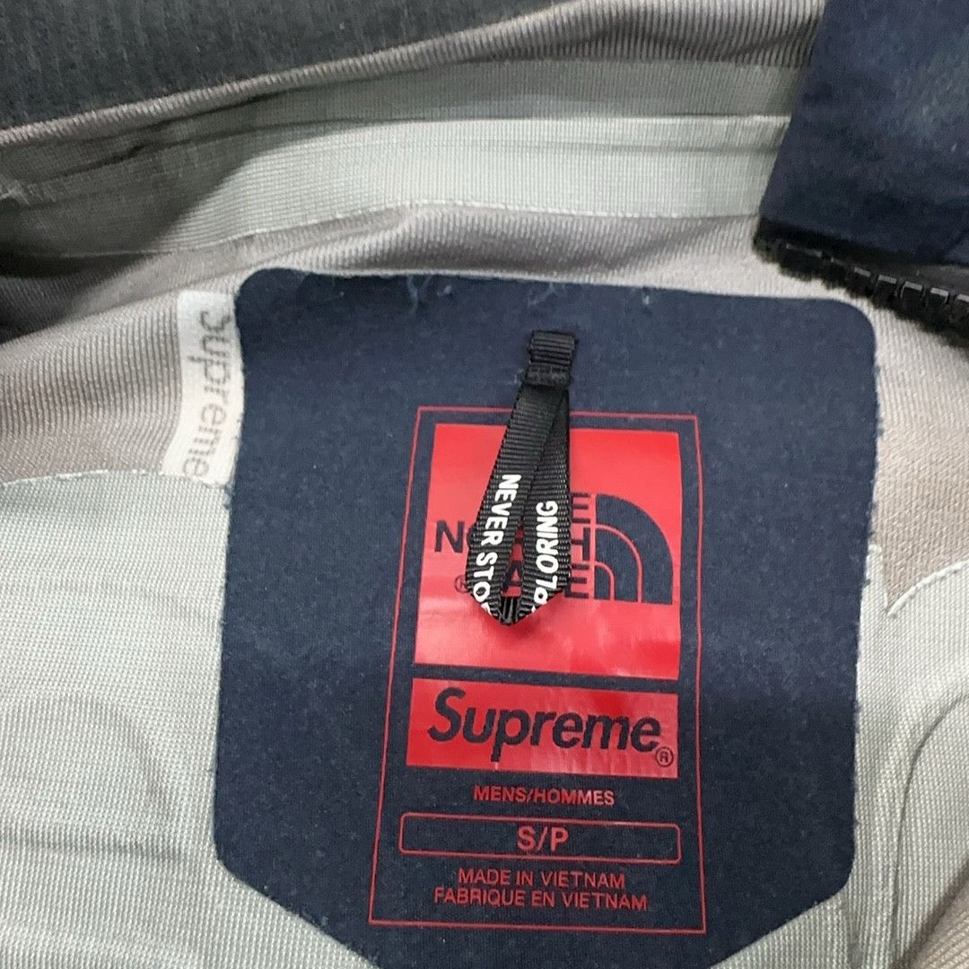 Supreme Supreme x The North Face Taped Seam Shell Jacket Size S Size US S / EU 44-46 / 1 - 5 Thumbnail
