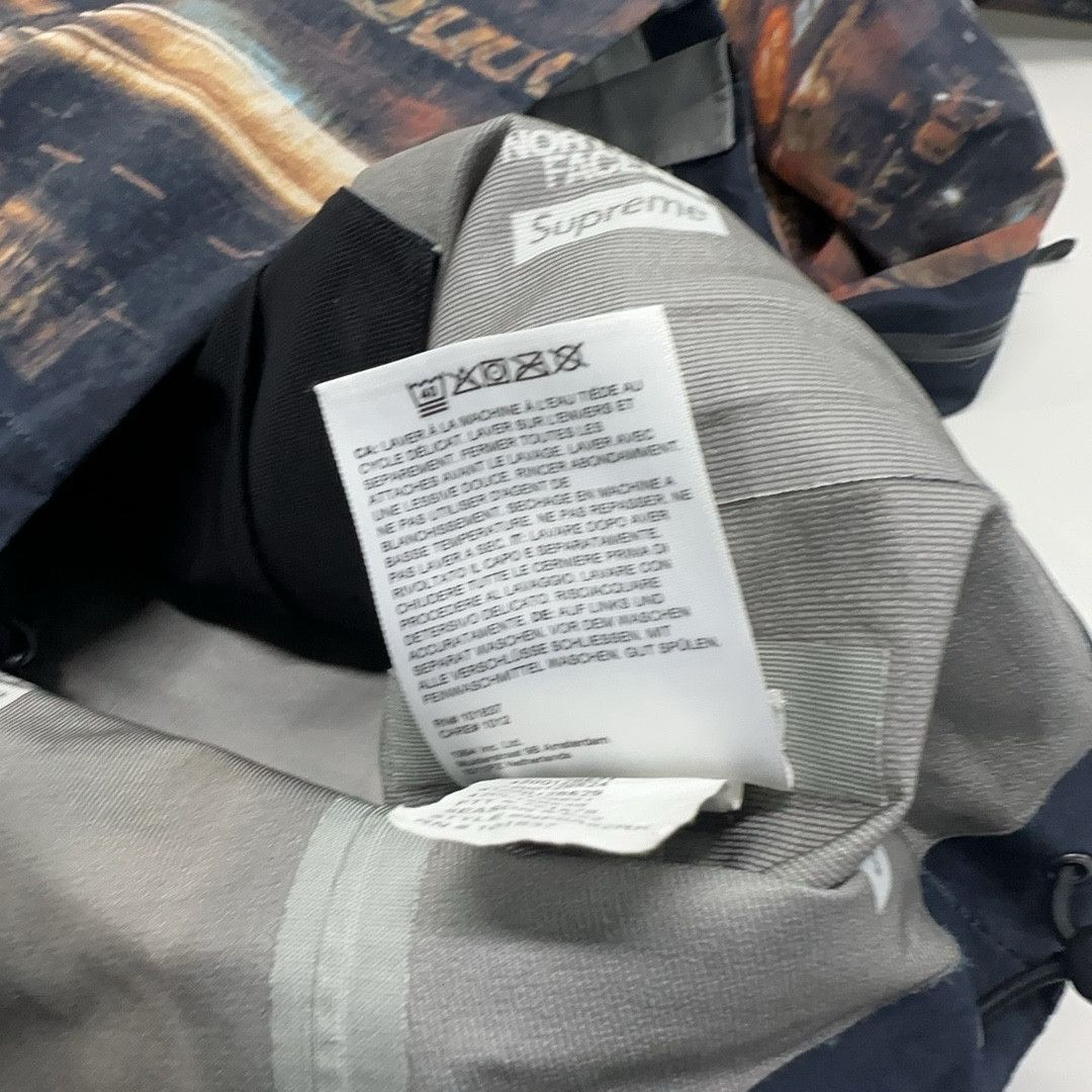 Supreme Supreme x The North Face Taped Seam Shell Jacket Size S Size US S / EU 44-46 / 1 - 4 Thumbnail