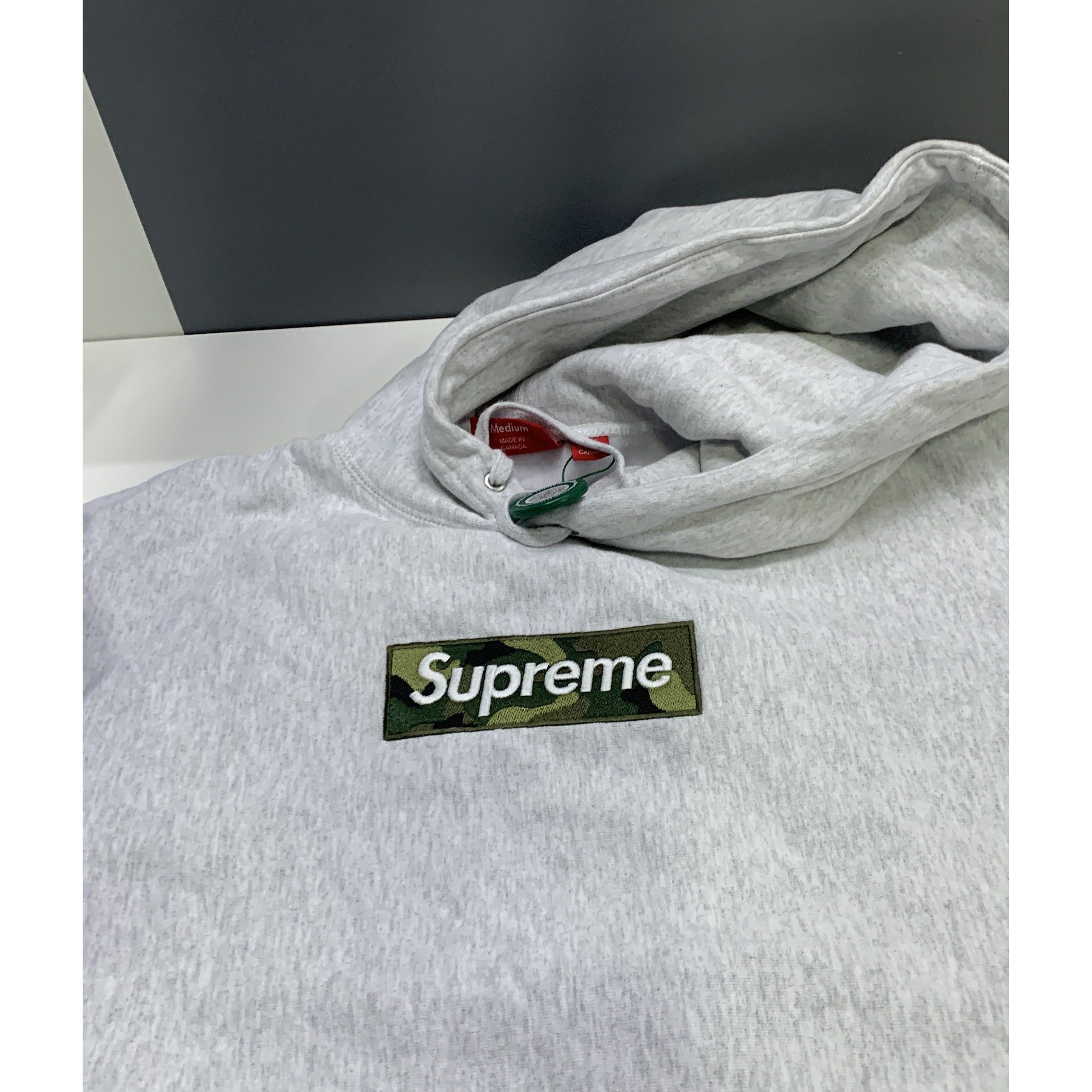 Supreme Supreme Box Logo Hooded Sweatshirt Ash Grey Size M Size US M / EU 48-50 / 2 - 5 Thumbnail