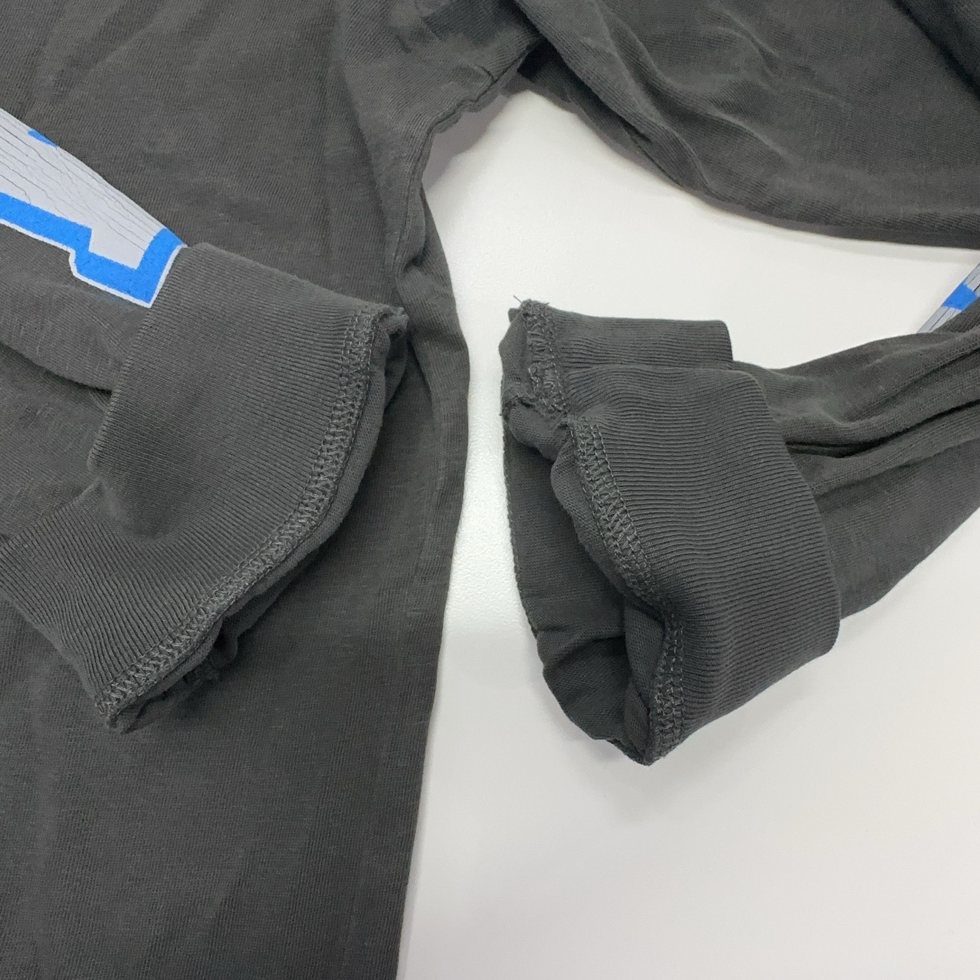Supreme Supreme Cracked Sleeve Long Sleeve T-Shirt Size L Size US L / EU 52-54 / 3 - 9 Thumbnail