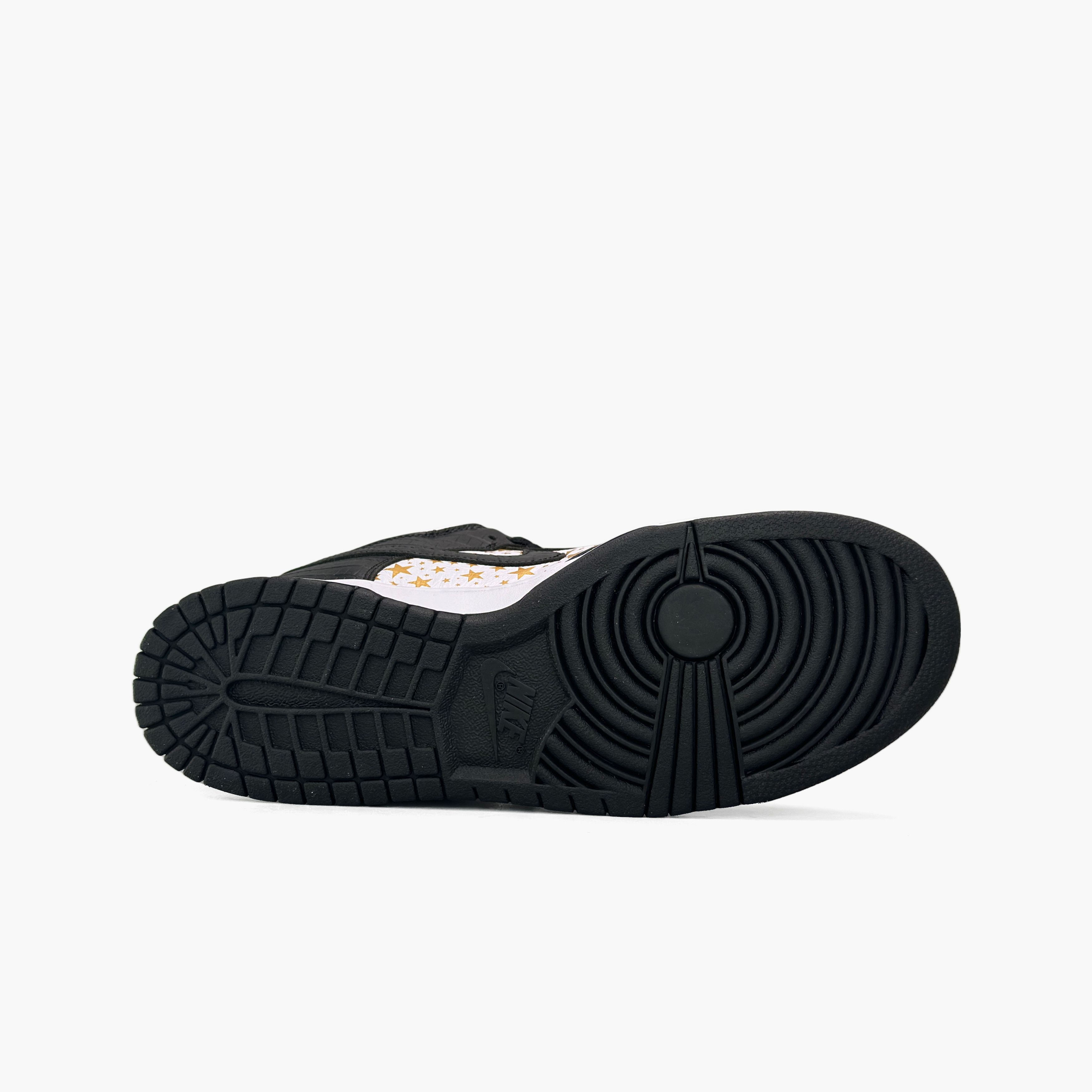 Nike Supreme x Nike SB Dunk Low Black Stars Size 10 Size US 10 / EU 43 - 7 Thumbnail