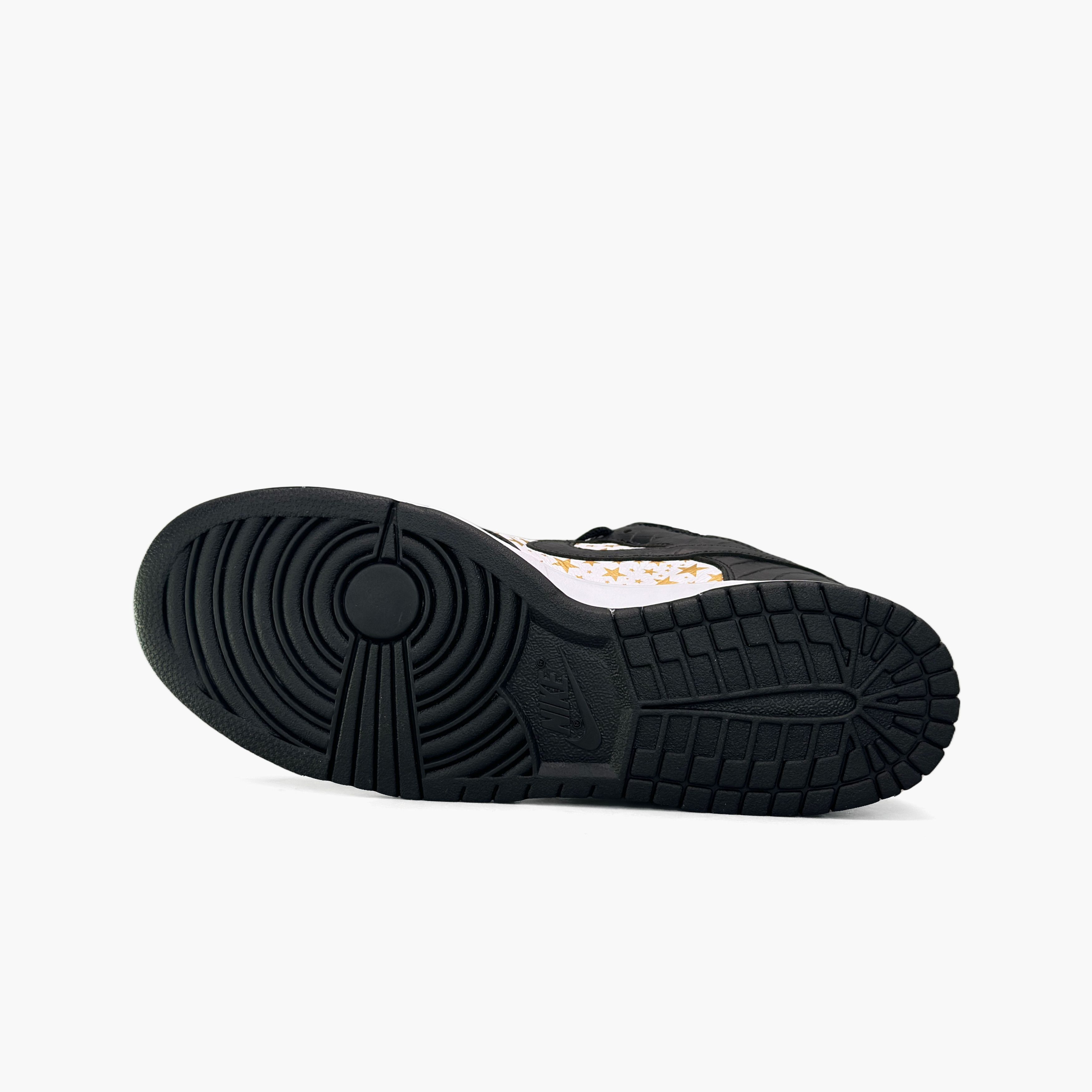 Nike Supreme x Nike SB Dunk Low Black Stars Size 10 Size US 10 / EU 43 - 8 Thumbnail
