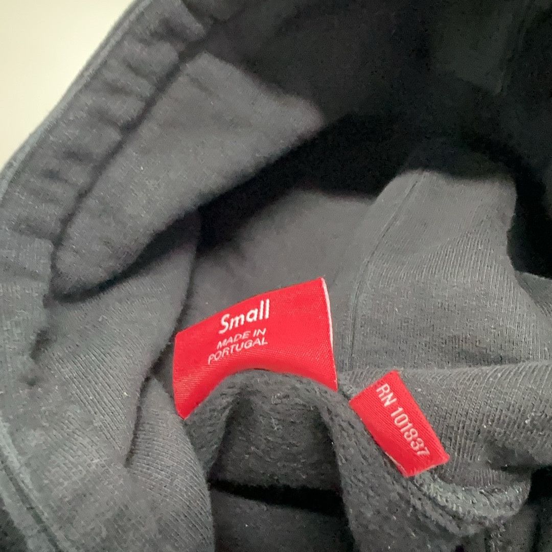 Supreme Supreme Portrait Graphic Hoodie Size S Size US S / EU 44-46 / 1 - 4 Thumbnail