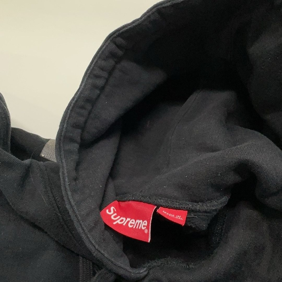 Supreme Supreme Portrait Graphic Hoodie Size S Size US S / EU 44-46 / 1 - 5 Thumbnail