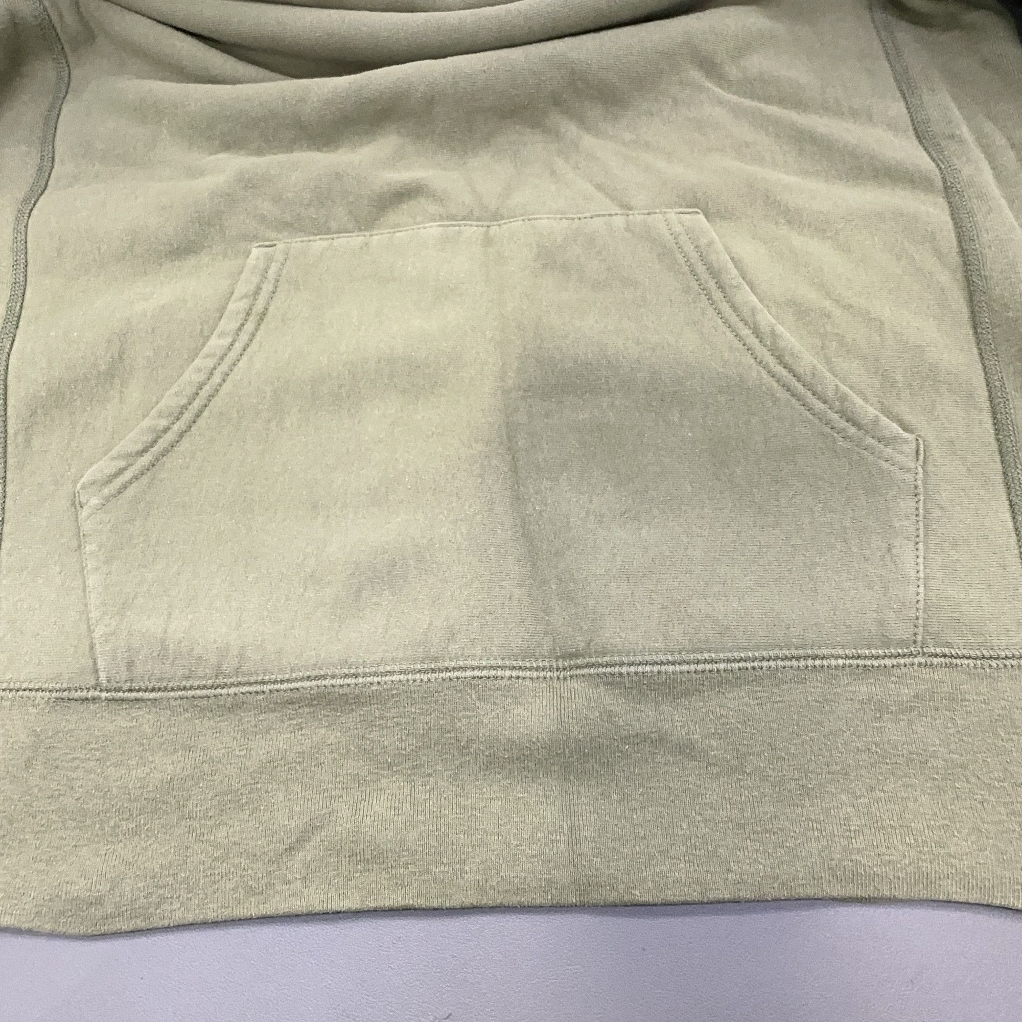 Supreme Supreme Gradient Sleeve Hooded Sweatshirt Size L Size US L / EU 52-54 / 3 - 11 Thumbnail