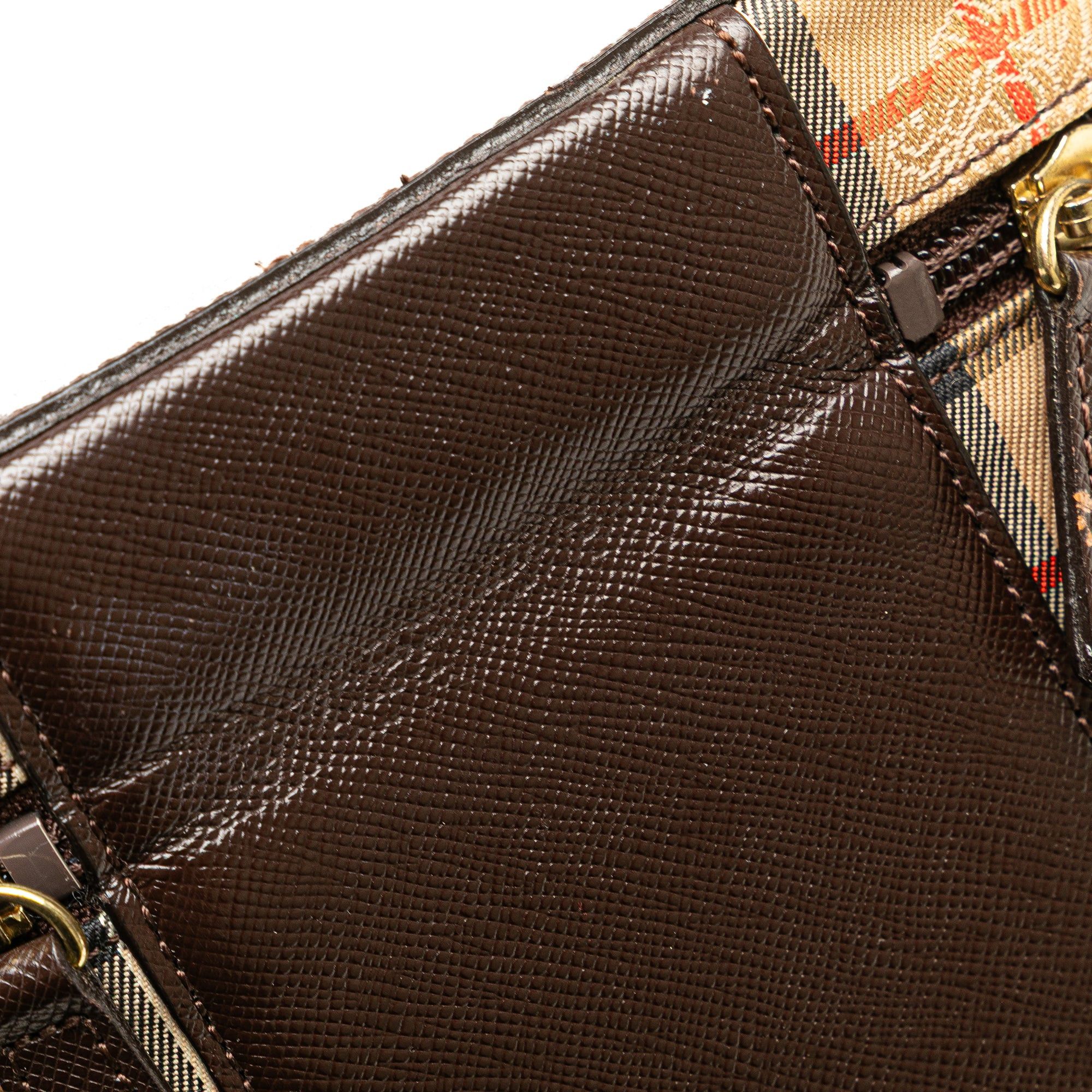 Burberry Haymarket Check Canvas Vanity Bag Size ONE SIZE - 8 Thumbnail
