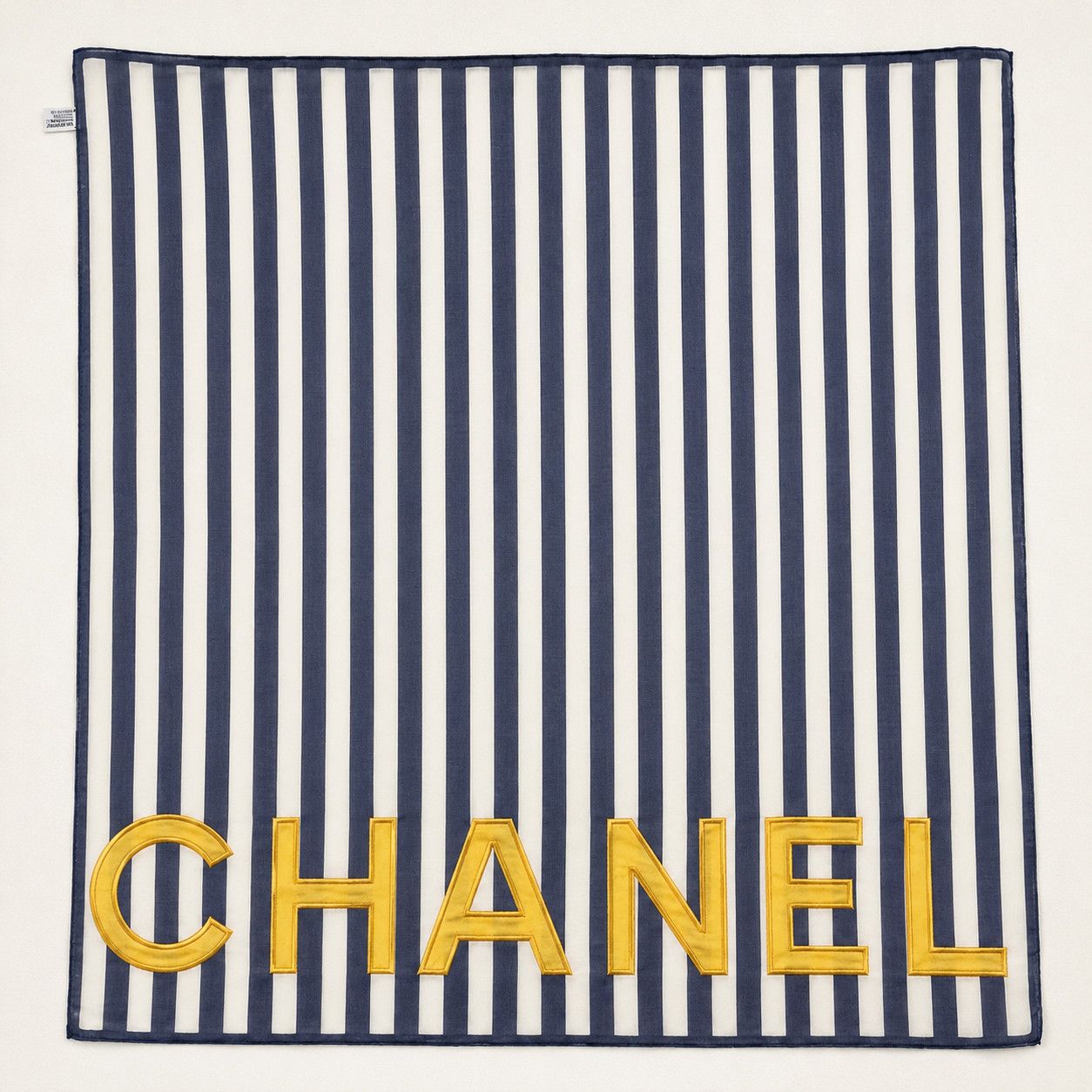 Chanel Carré en coton Size ONE SIZE - 2 Thumbnail