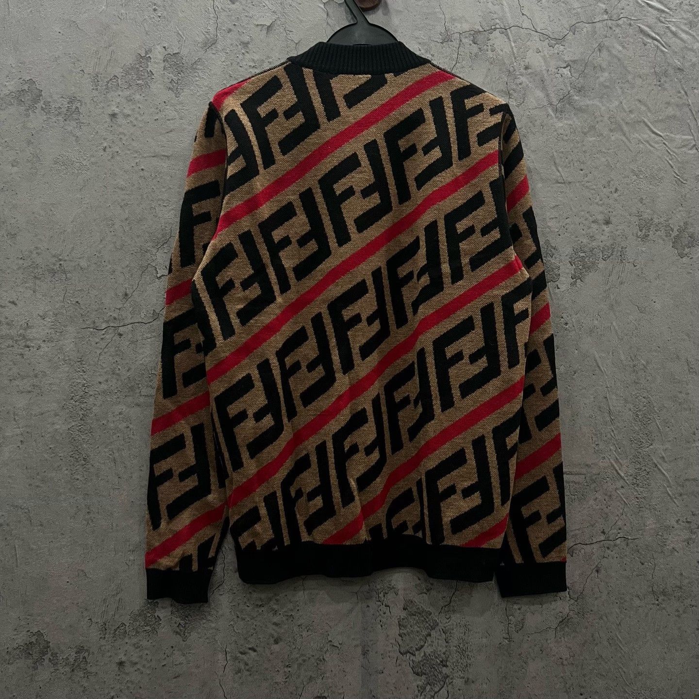 Fendi FENDI Logo-Patterned Knit Sweater Size US S / EU 44-46 / 1 - 6 Thumbnail