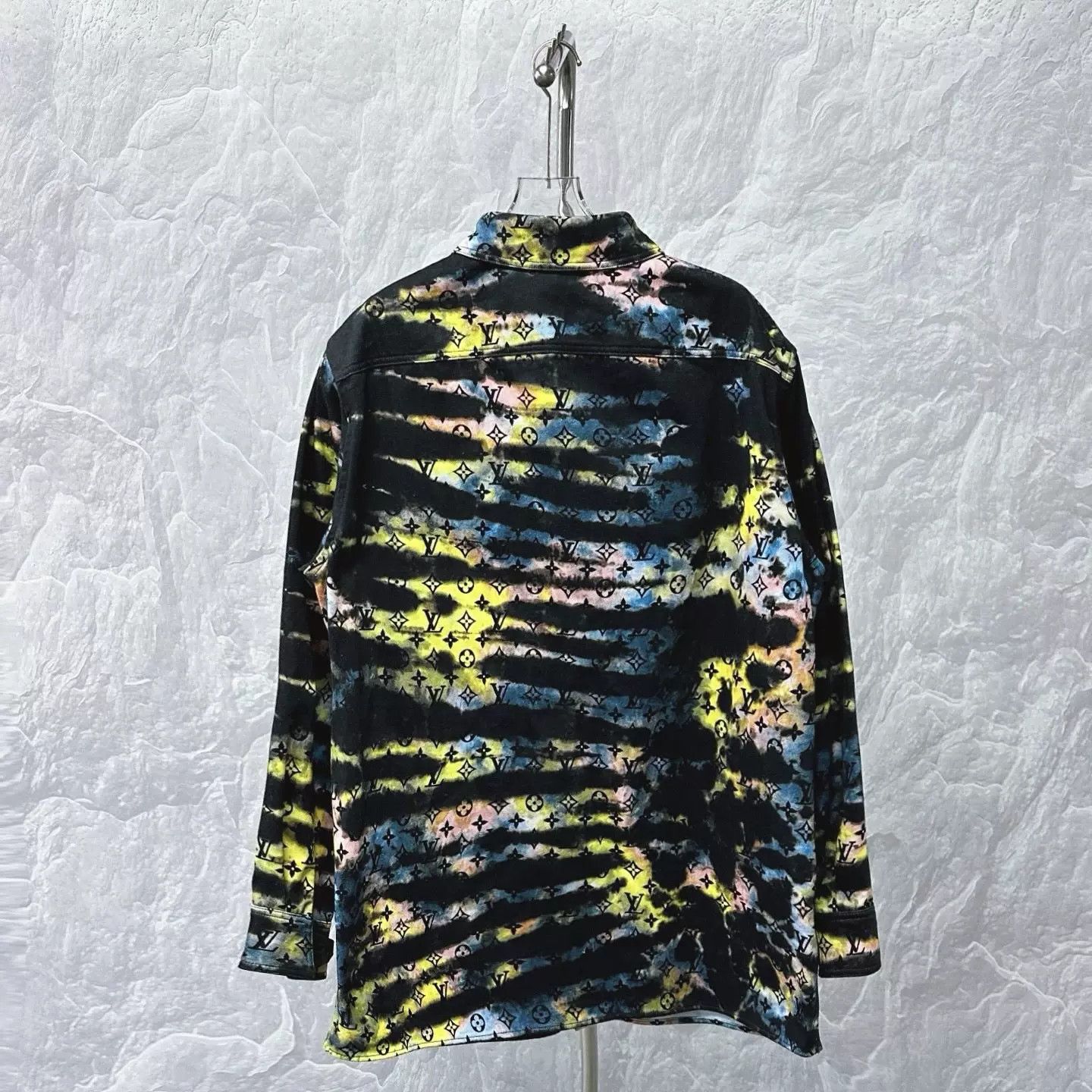 Louis Vuitton Louis Vuitton Laser Monogram Coat Size US L / EU 52-54 / 3 - 4 Thumbnail