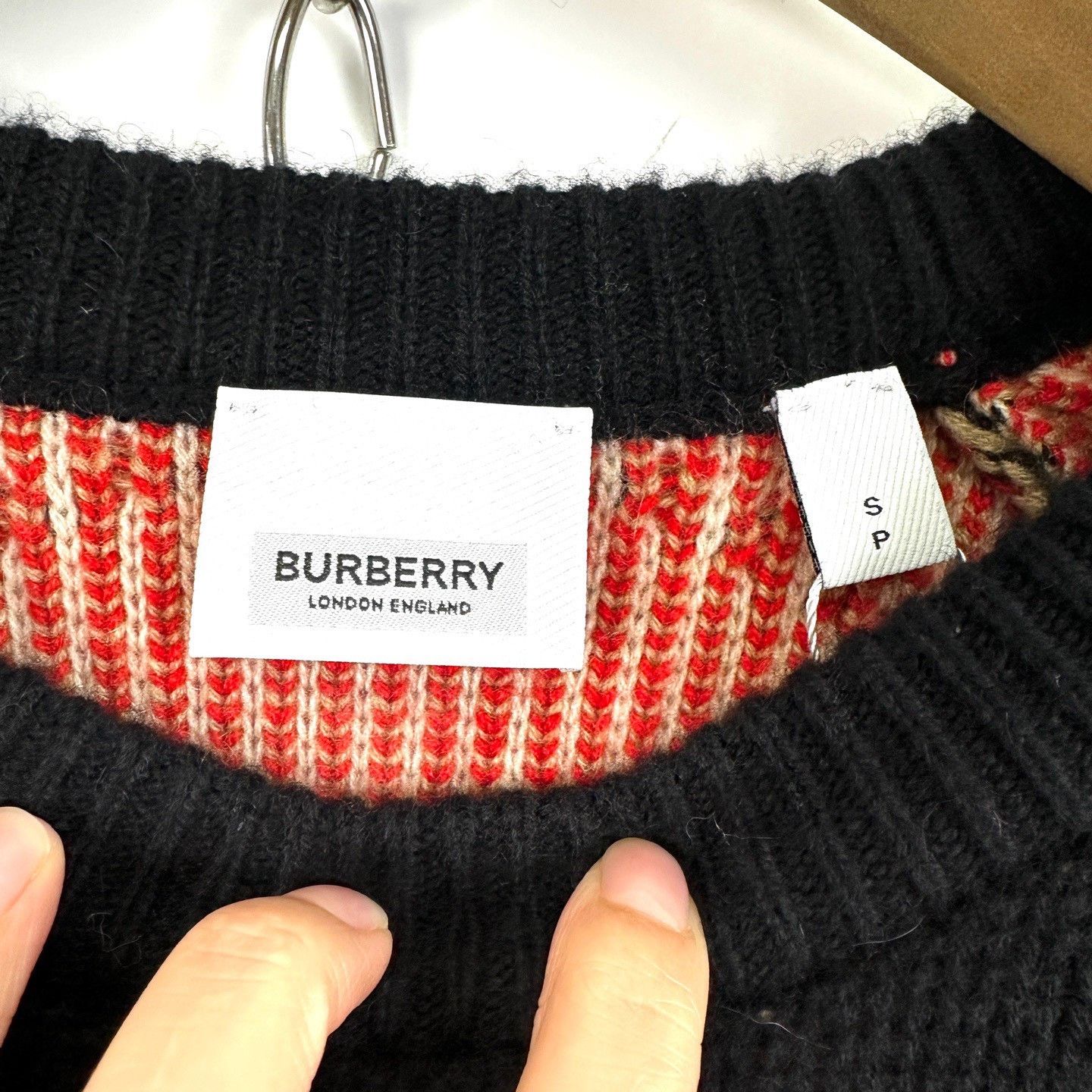 Burberry Burberry Men's Retro Pattern Crewneck Sweater Size US S / EU 44-46 / 1 - 4 Thumbnail