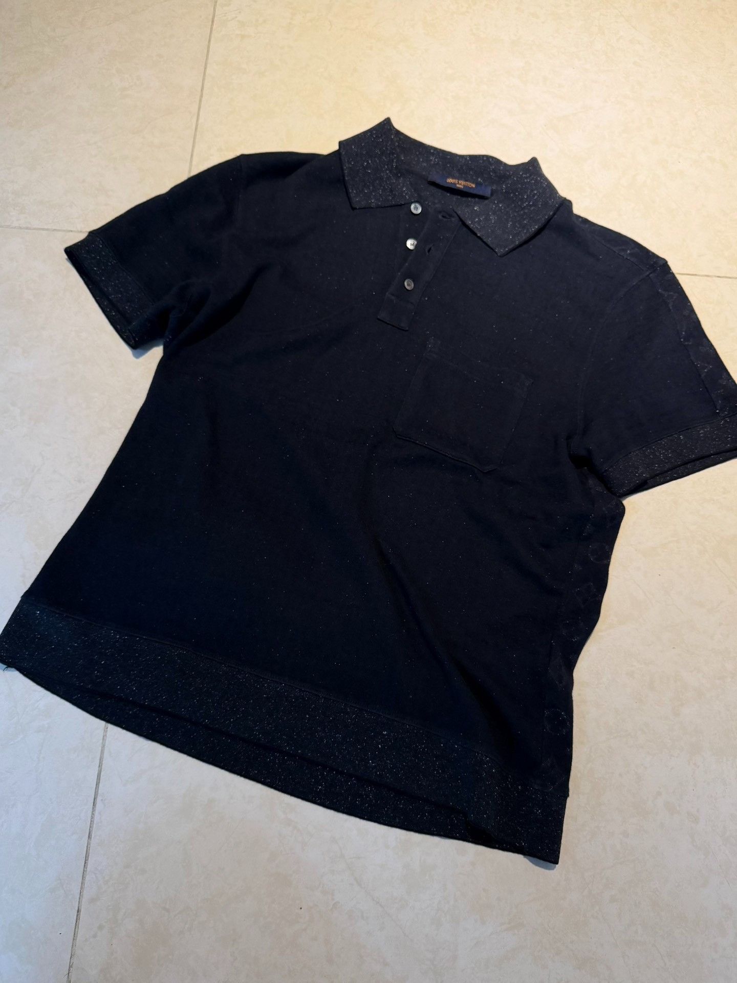 Louis Vuitton Louis Vuitton Black All-Over Pattern Polo Size US M / EU 48-50 / 2 - 2 Thumbnail