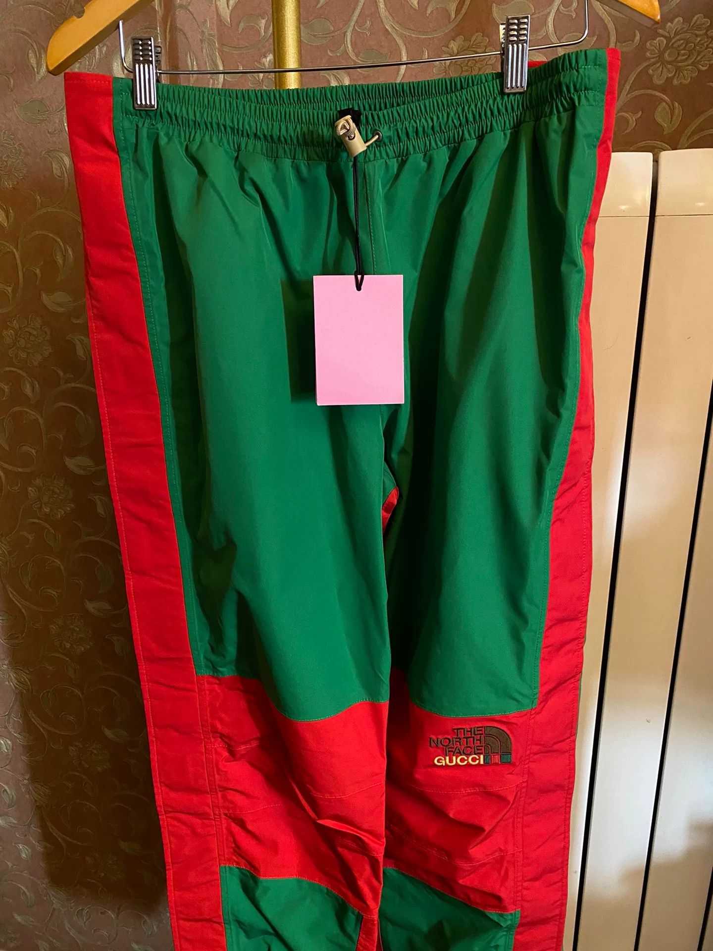 Gucci Gucci x The North Face Hiking Pants Size US 26 / EU 42 - 2 Thumbnail