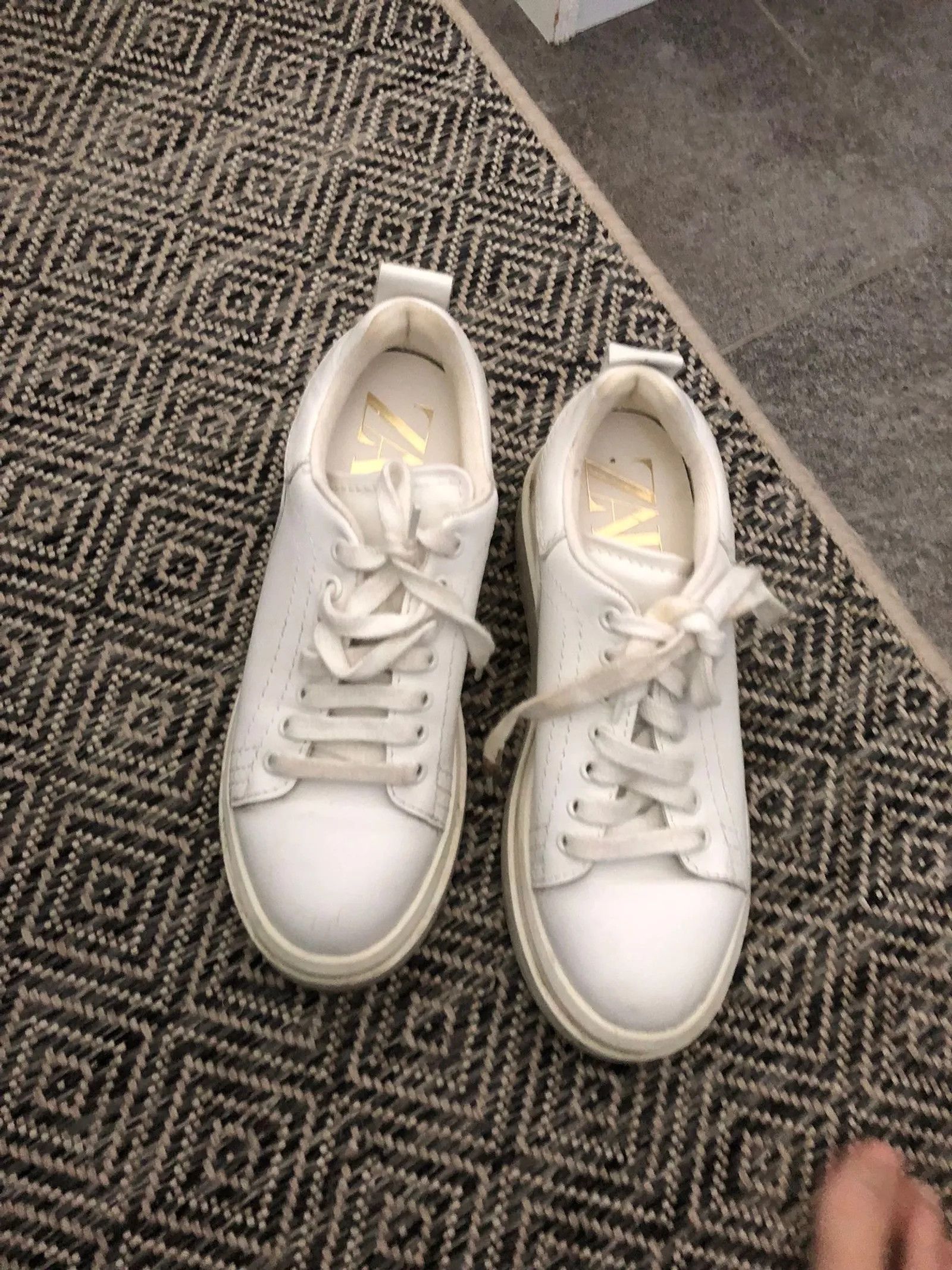 Zara Zara Sneakers Size US 7 / IT 37 - 2 Thumbnail